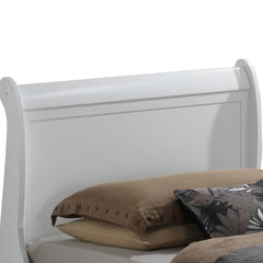 Charming Traditional Twin Bed In Pristine White
