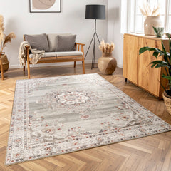 Oxford GC_NBL2013 Green 5 ft. 3 in. x 7 ft. 3 in. Area Rug