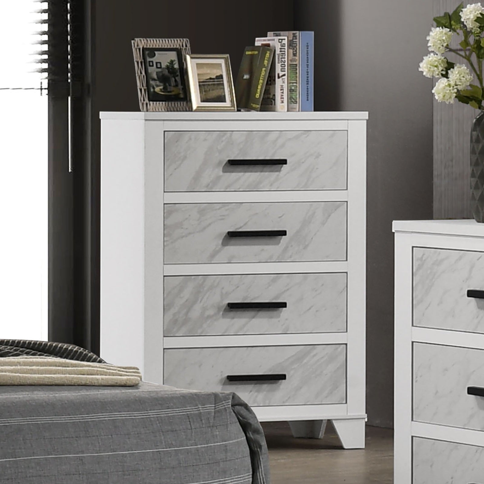 Contemporary Style 1pc Chest English Dovetail Drawer Metal Center Glides Black Handles White Finish Bedroom Furniture