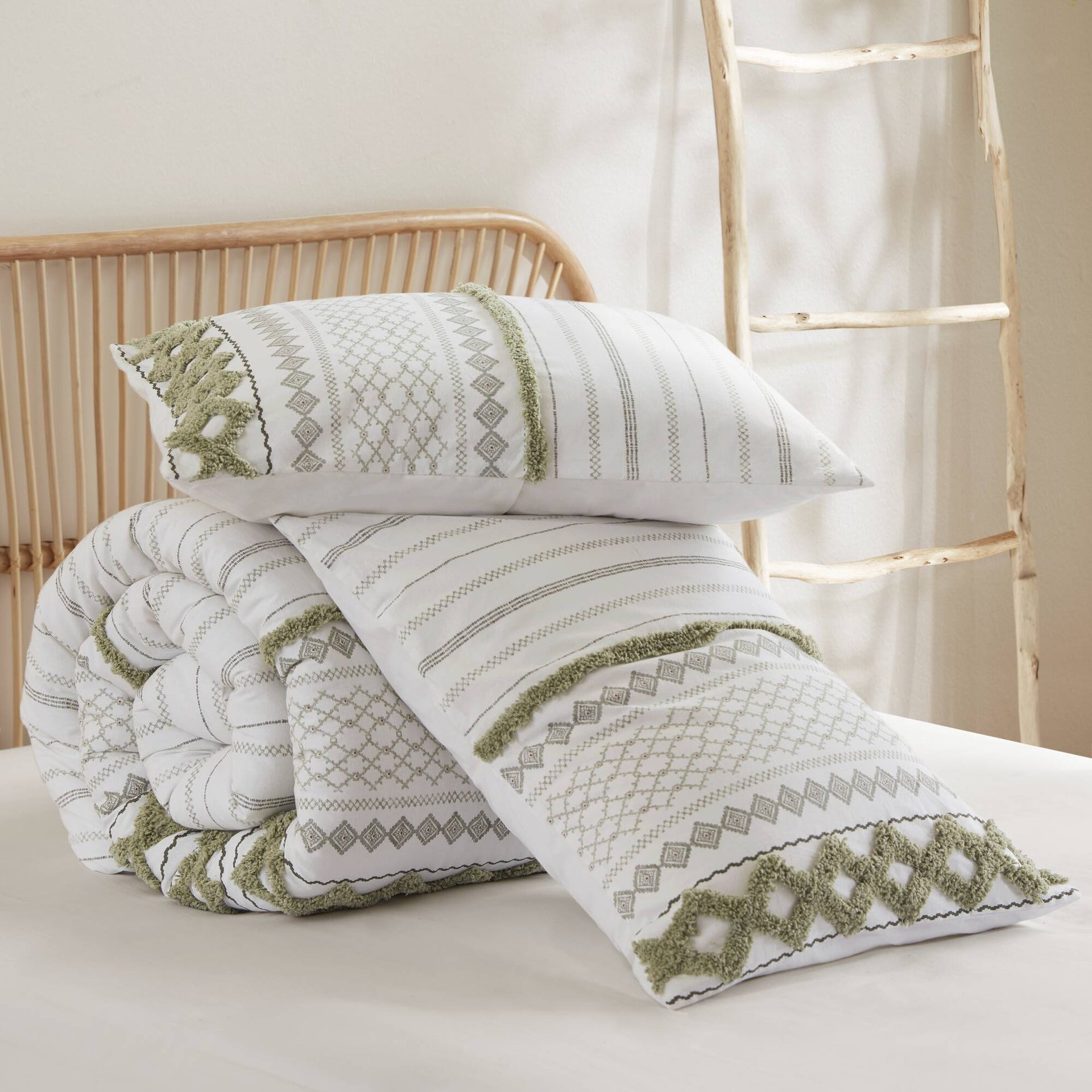 3 PCS King/Cal King Cotton Printed Comforter Set with Chenille Sage/Ivory