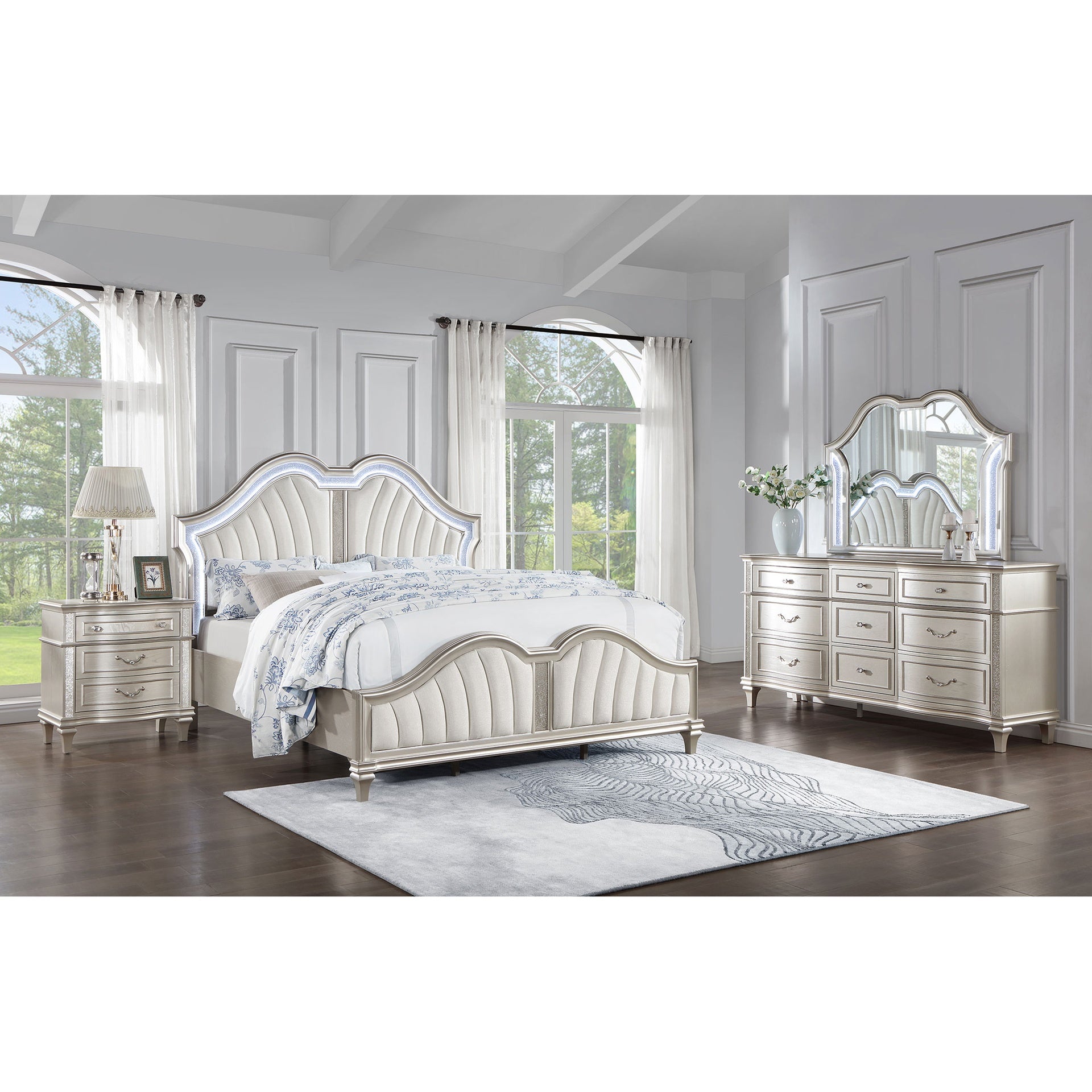 Evangeline Silver Oak 4-piece Eastern King Bedroom Set