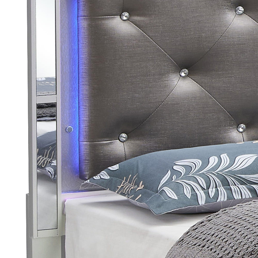 Verona G6700C-QB3 Queen Bed , Silver Champagne