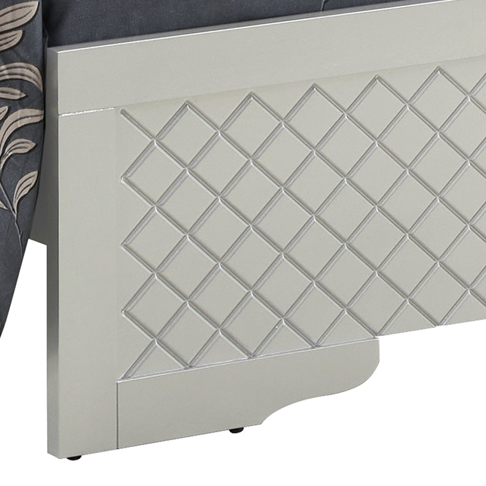 Verona G6700C-QB3 Queen Bed , Silver Champagne