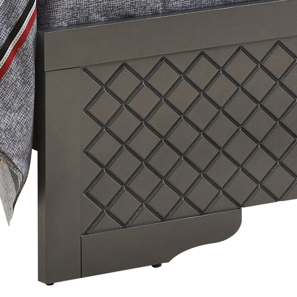 Verona G6702C-QB3 Queen Bed , Metalic Black