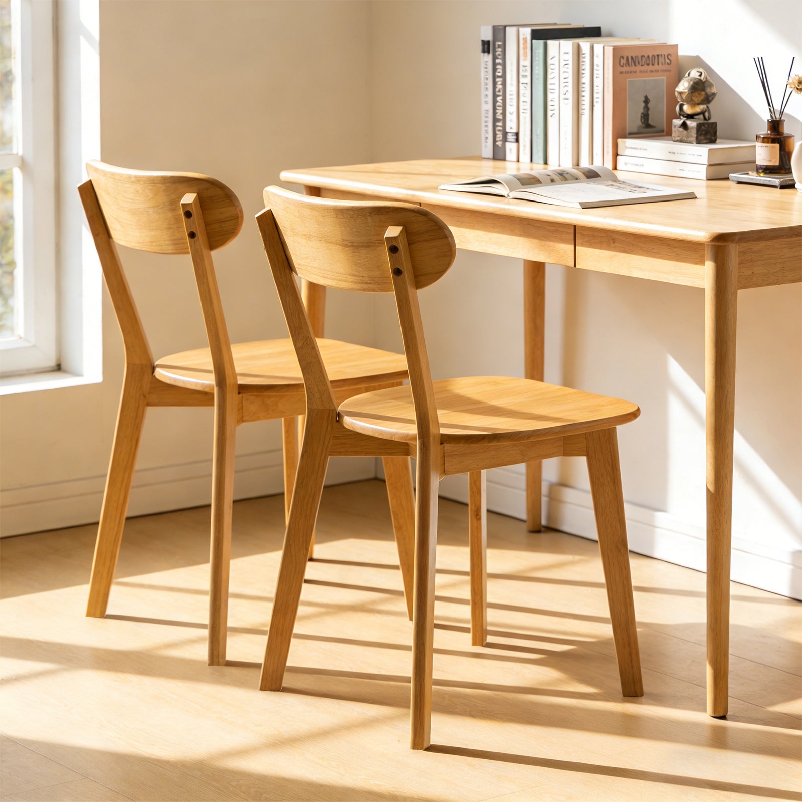 100% Solid Wood Dining Chairs Set of 2, Mid Century Modern Dining Chairs with Curved Backrest, Kitchen Chair with Adjustable Foot Pads for Dining Room, Kitchen, Living Room, Study, Natural Wood Color