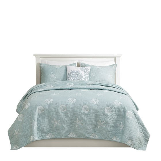 4 Piece Cotton Reversible Embroidered Quilt Set with Throw Pillow Aqua Full/Queen