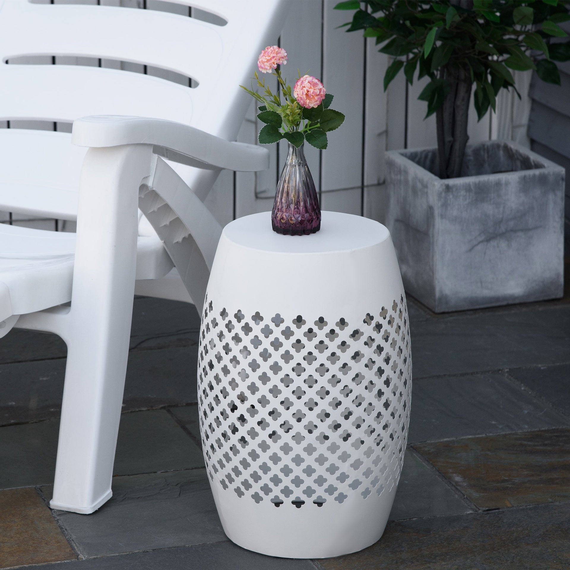 Outsunny 12" Steel Outdoor Side Table, Round Hollow Drum Patio End Table, Accent Table for Indoor and Outdoorr, White