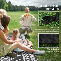 Outsunny Reversible Outdoor Rug, Waterproof Plastic Straw with Carry Bag, 9' x 18', Black & White Rhombus Patchwork