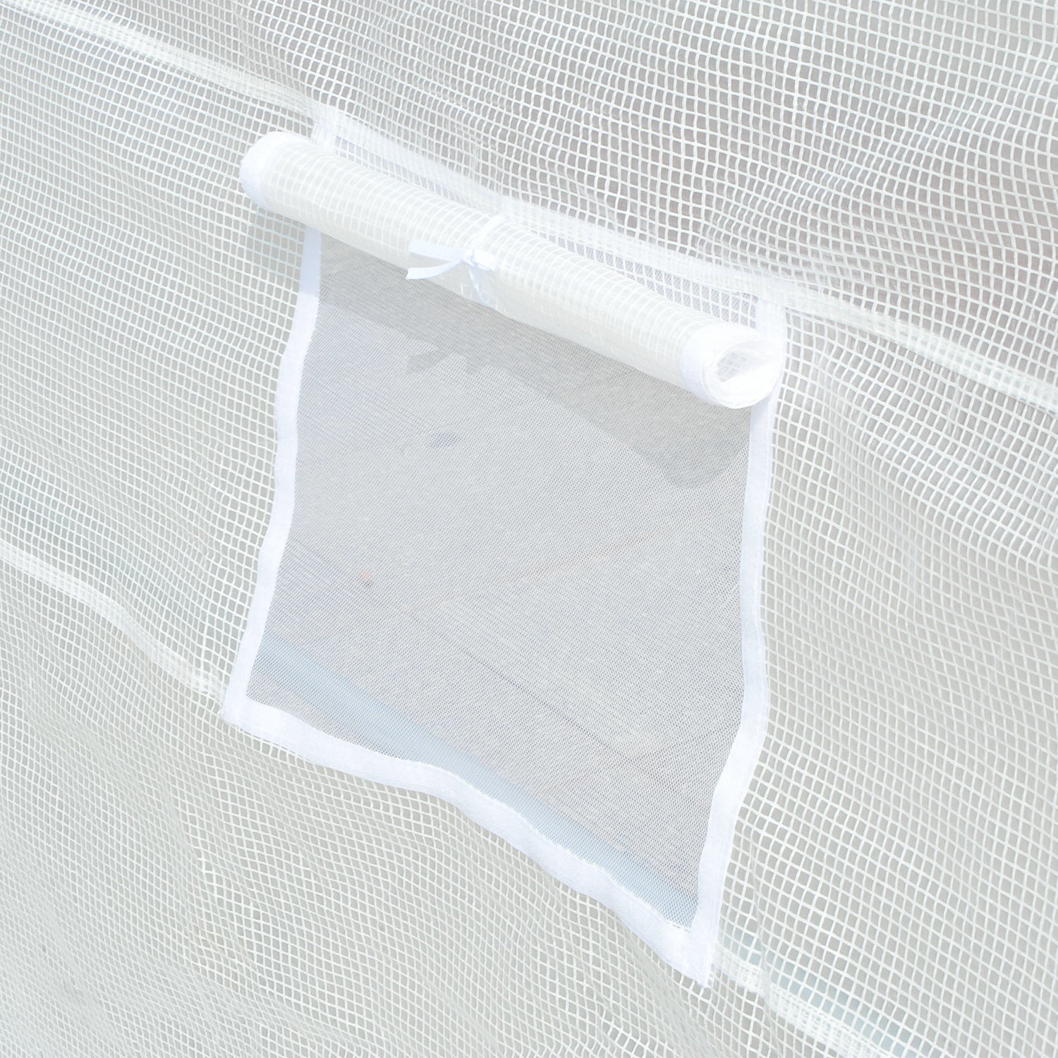 Outsunny 19.7' x 9.8' x 6.6' Plastic Greenhouse Cover Replacement, Heavy Duty Waterproof Tarp for Hoop House, Sheeting with 12 Windows, Door & Reinforcement Grid, White