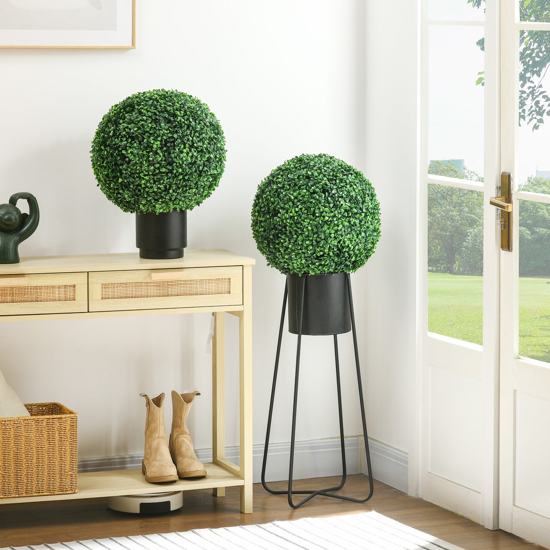 HOMCOM 2 Pack Artificial Tree Boxwood Topiary Balls, 15.7 Inch