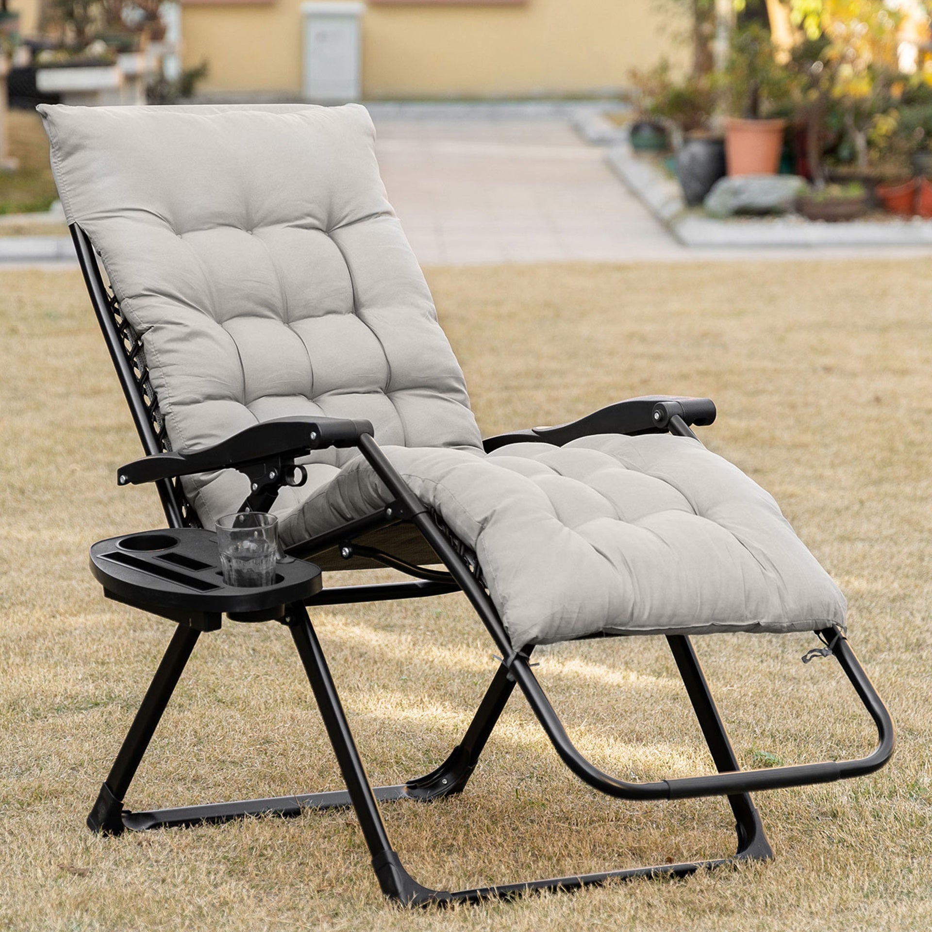 Outsunny Padded Zero Gravity Chair, Folding Recliner Chair with Cup Holder Cushion, Gray