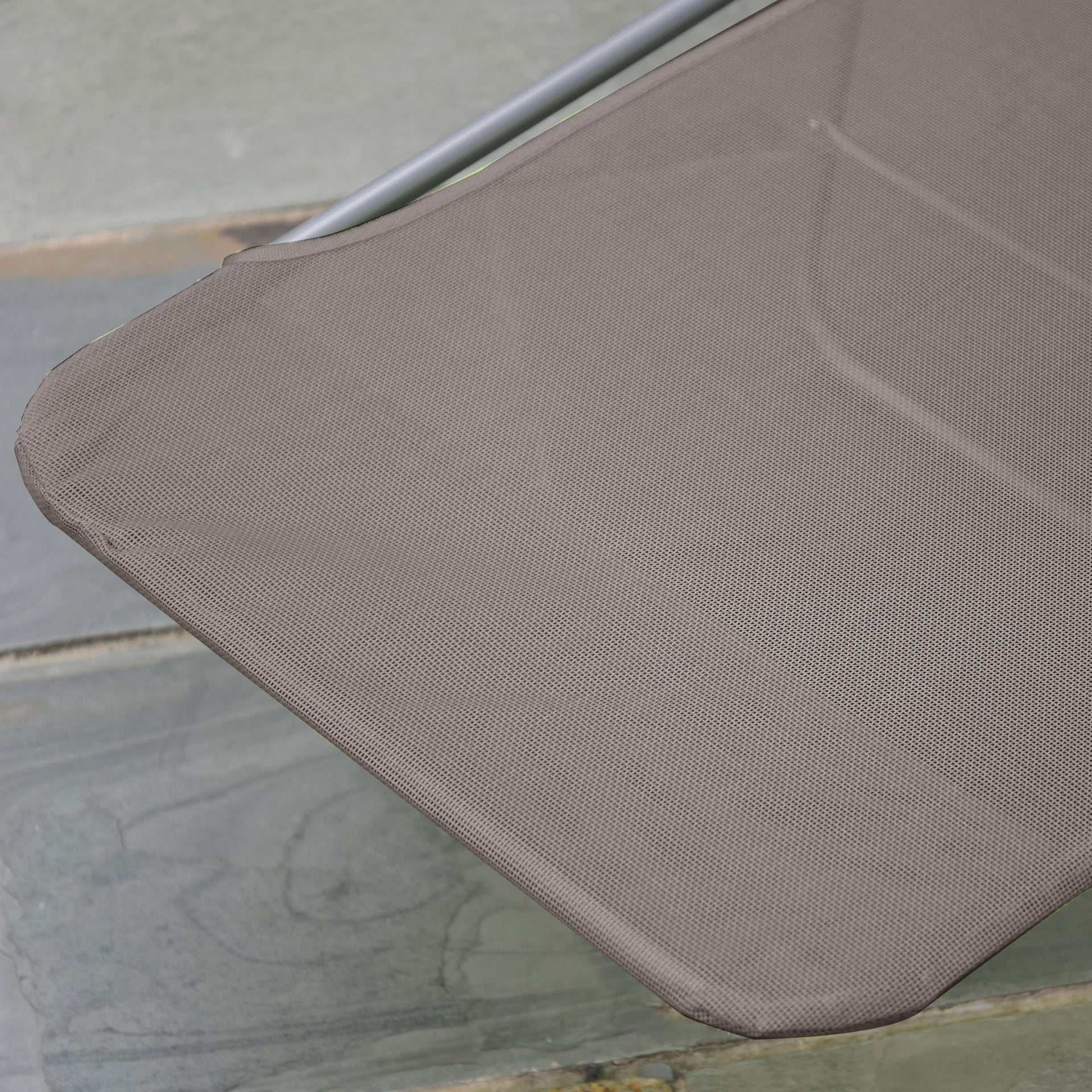 Outsunny Folding Chaise Lounge Chair, Pool Sun Tanning Chair, Outdoor Lounge Chair with 5-Position Reclining Back Brown