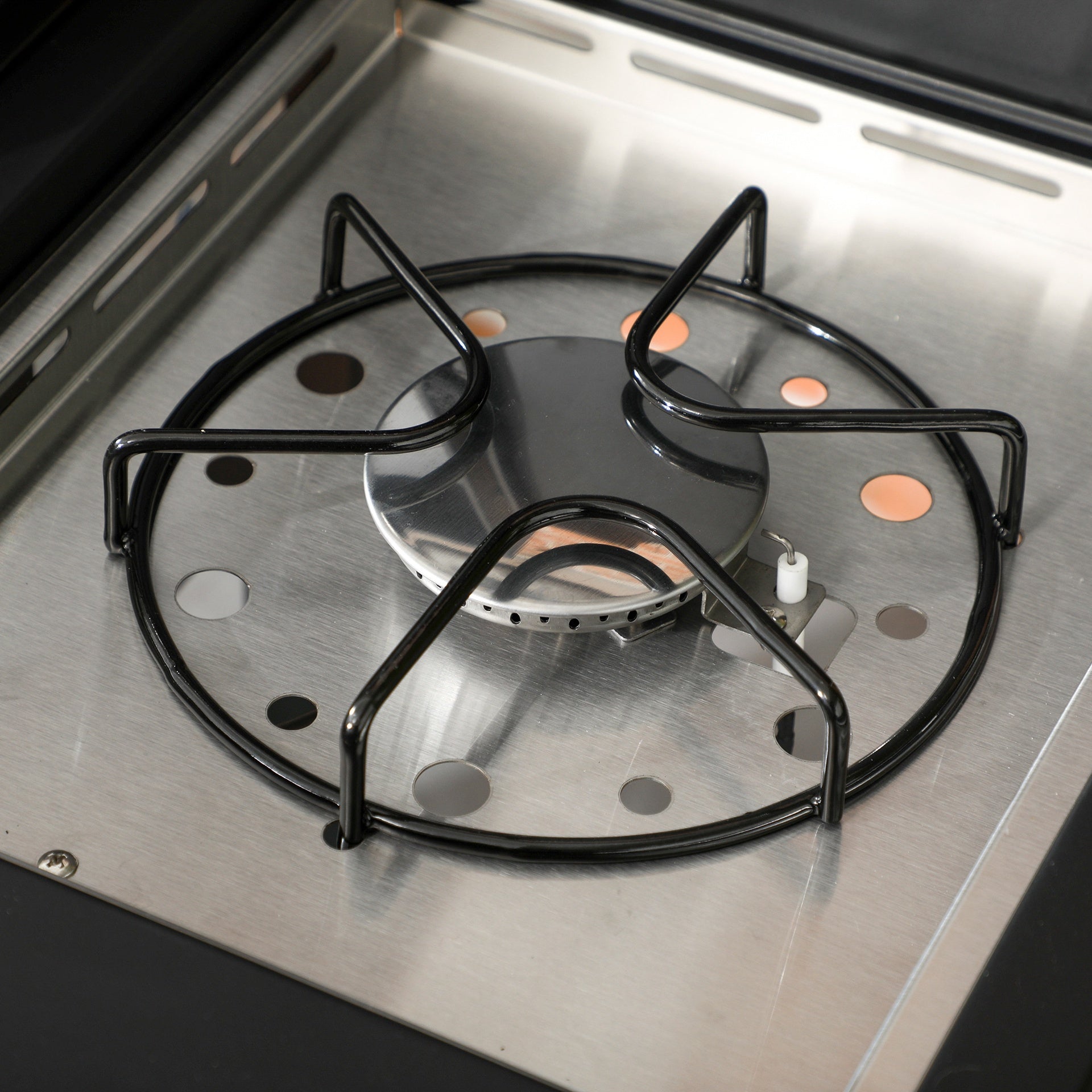 Outsunny 4 Burner Propane Gas Grill with Side Burner, 40,000 BTU Outdoor Barbeque with Shelves, Thermometer, Bottle Opener, Black