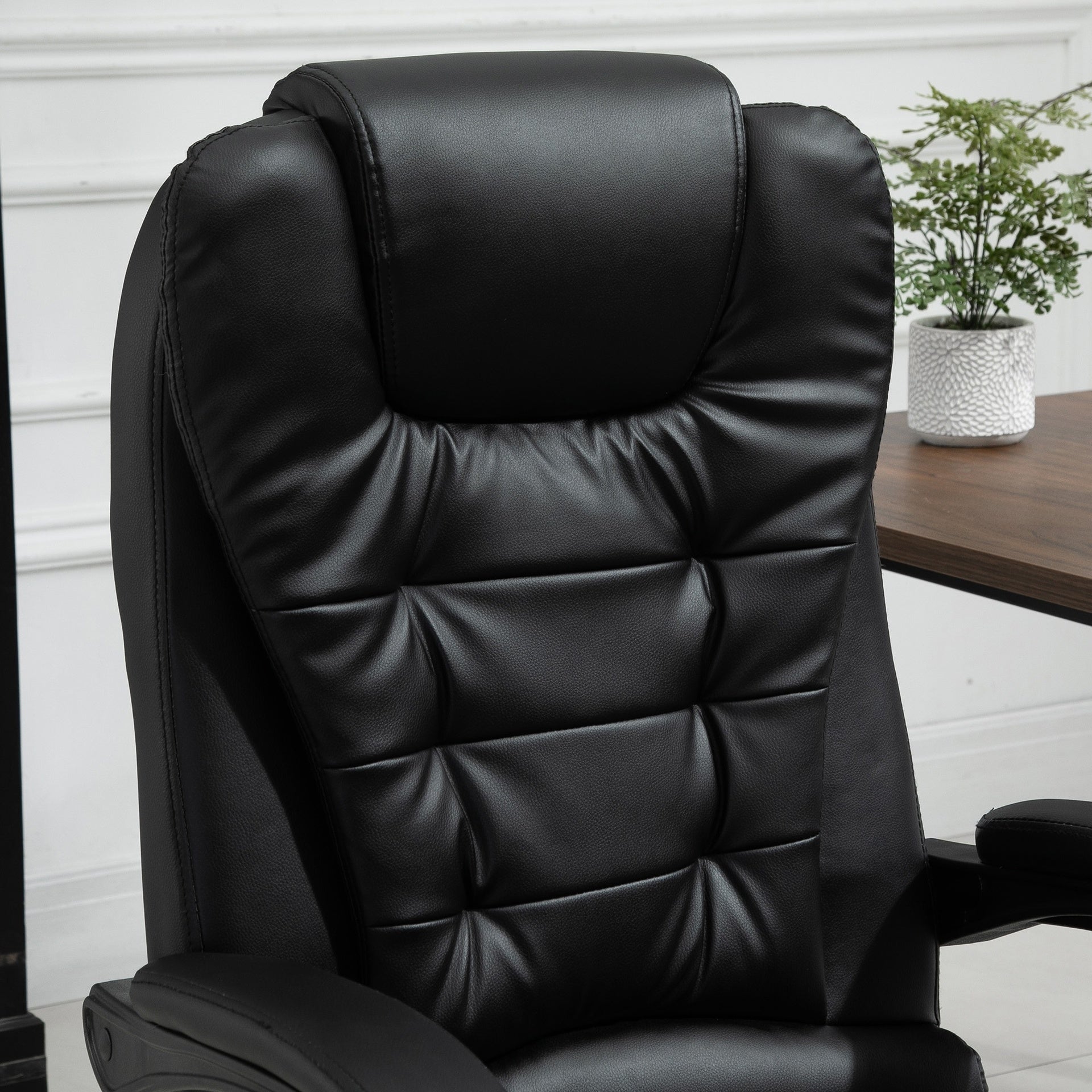 Vinsetto 7-Point Vibrating Massage Office Chair High Back Executive Recliner with Lumbar Support, Footrest, Reclining Back, Adjustable Height, Black