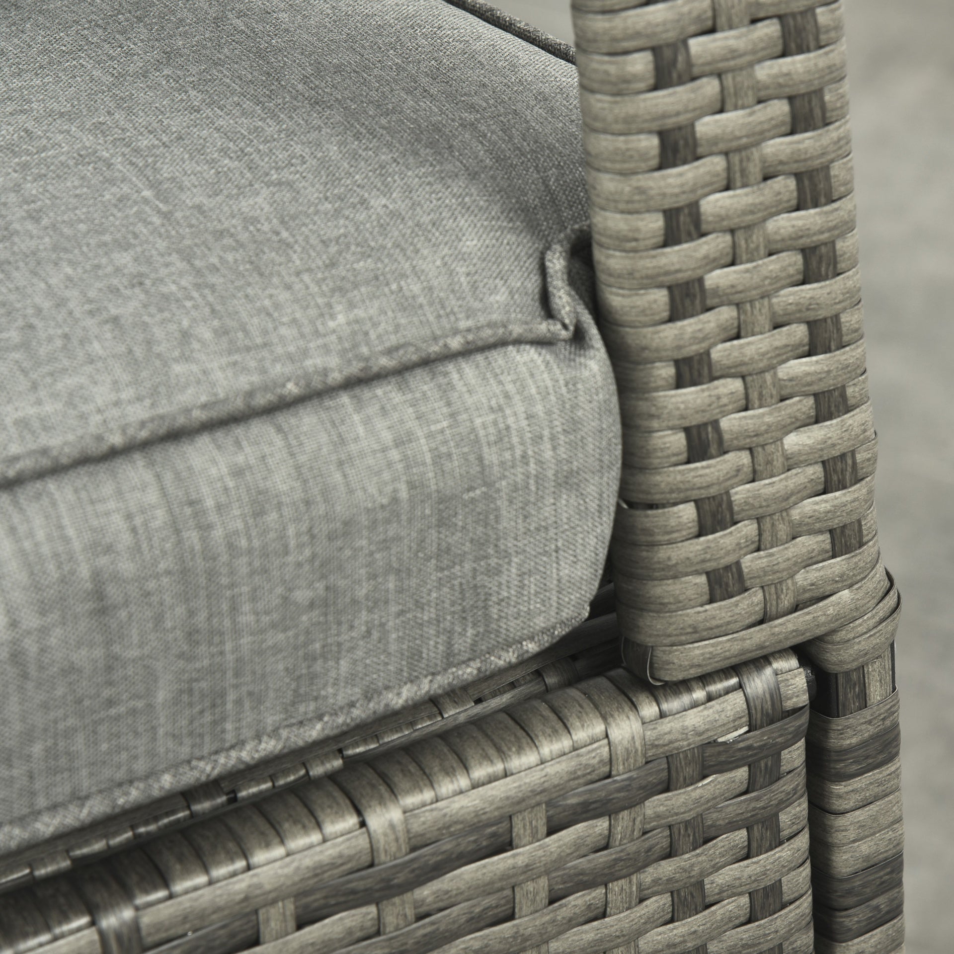 Outsunny PE Rattan Rocking Recliner with Footrest, Gray
