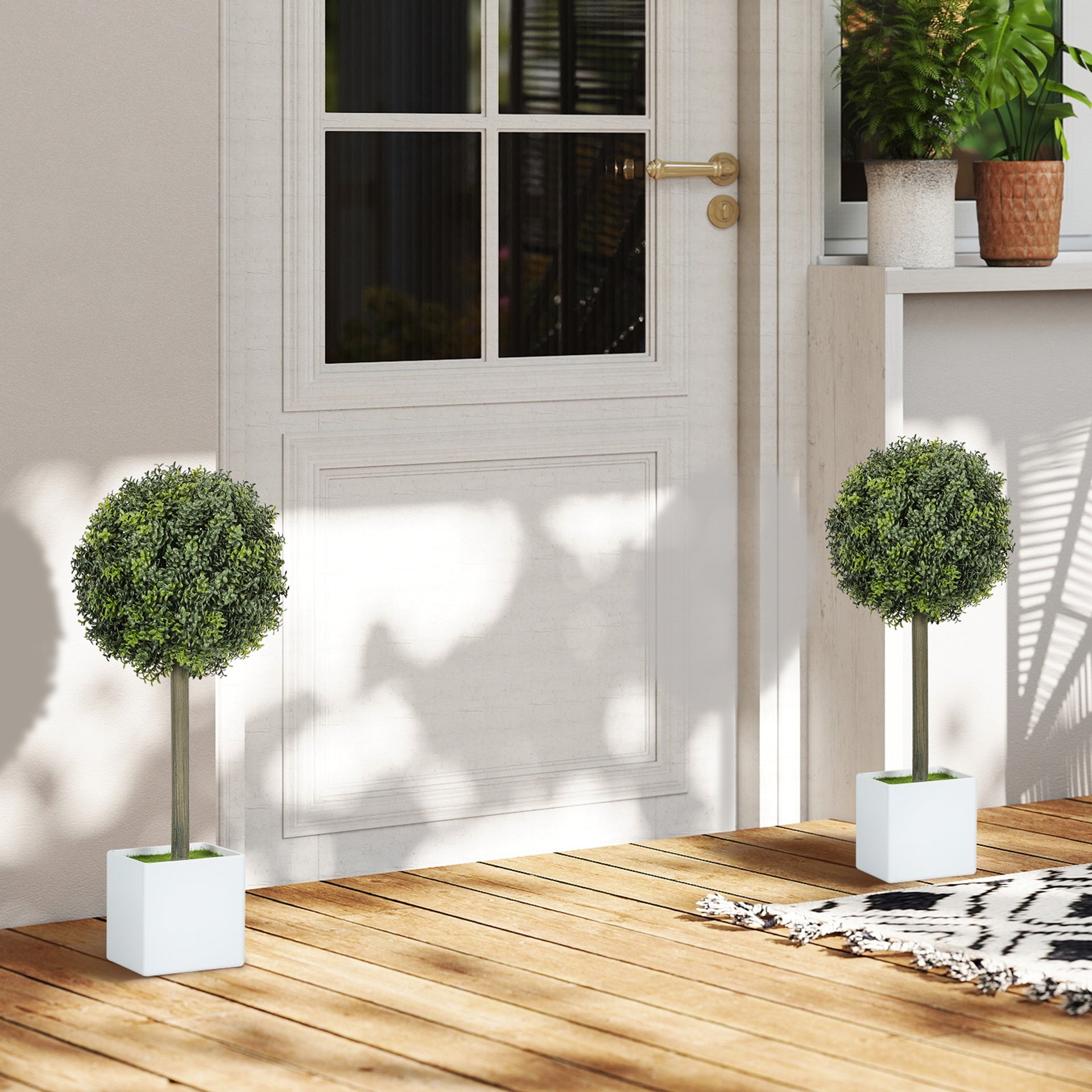 HOMCOM Lifelike Artificial Plants Set of 2, Fake Boxwood Topiary Balls with 114 PE Leaves for Home or Office Decor, Green