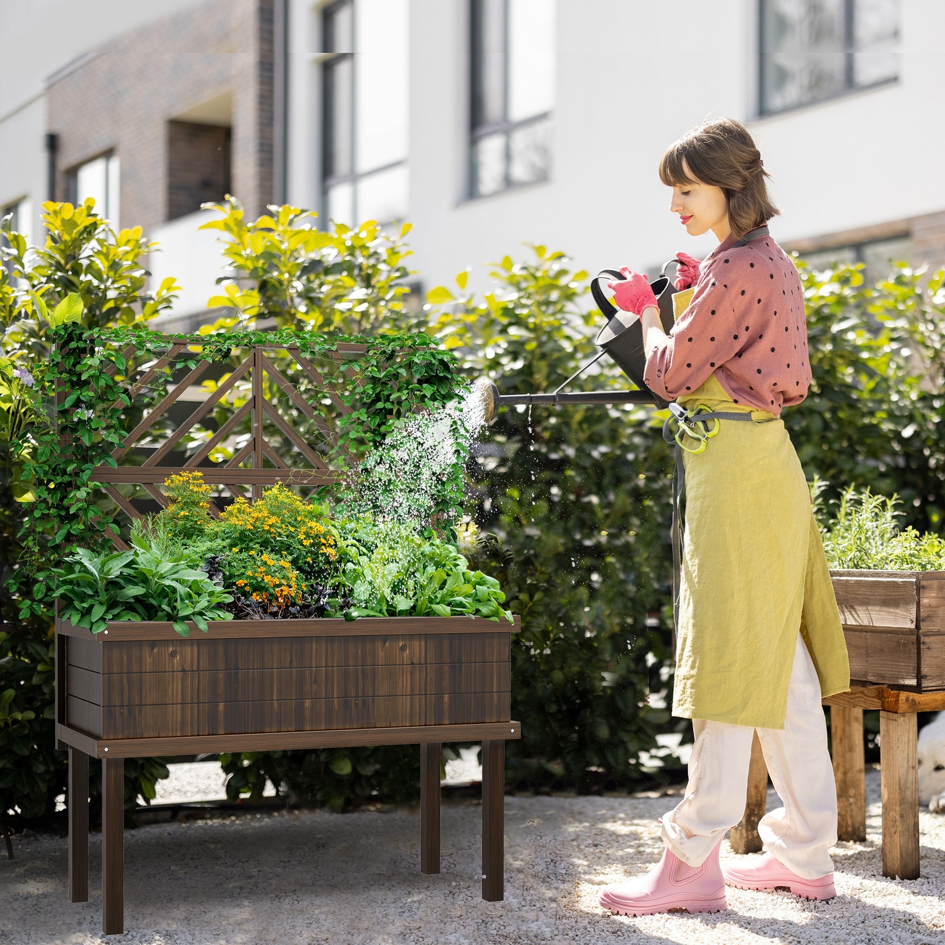 Outsunny Elevated Wood Planter with Trellis for Climbing Plants, Raised Garden Bed with Legs and Drainage Holes, Carbonized