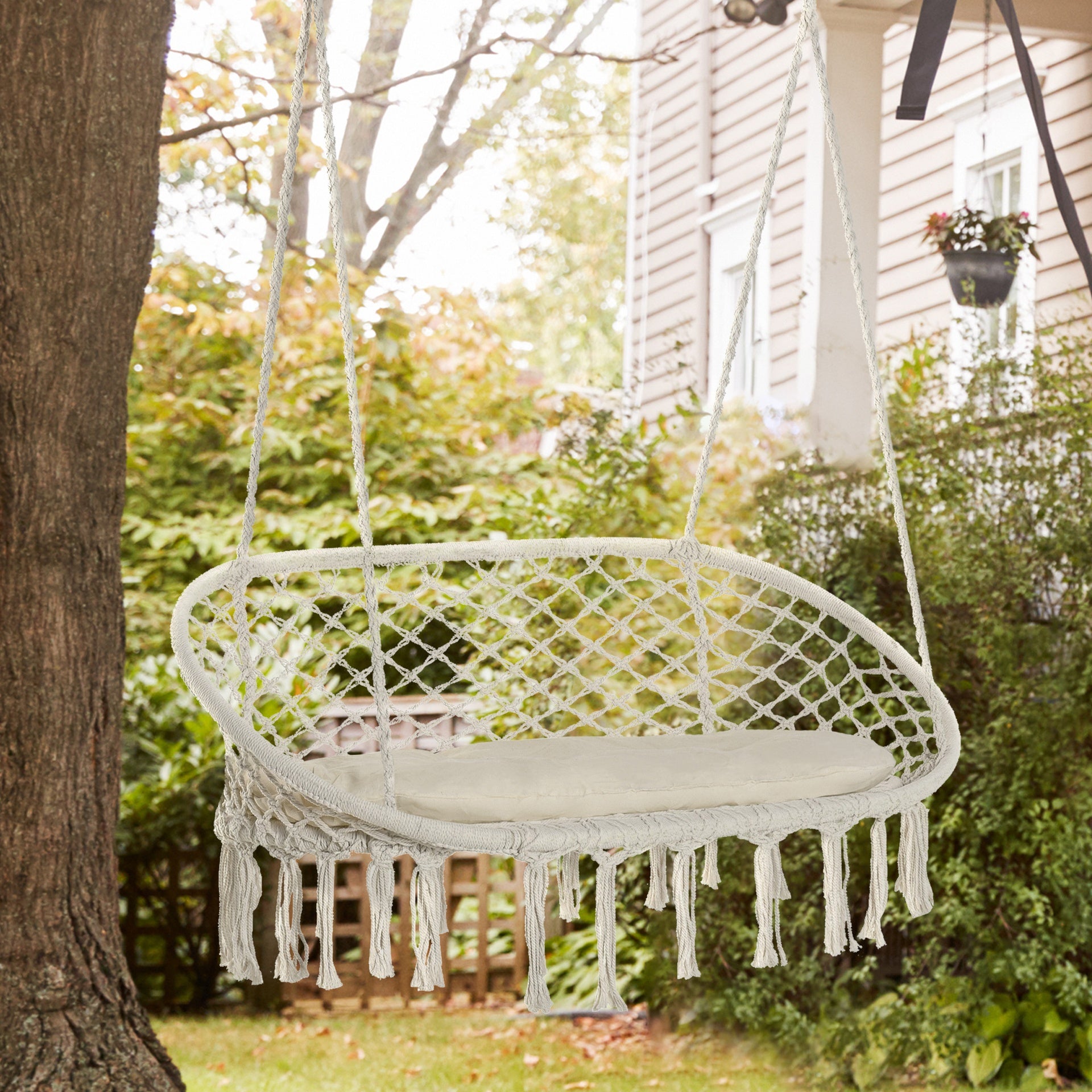 Outsunny 2-Person Hammock Chair Macrame Swing with Soft Cushion, Hanging Cotton Rope Chair for Indoor Outdoor Home Patio Backyard, White
