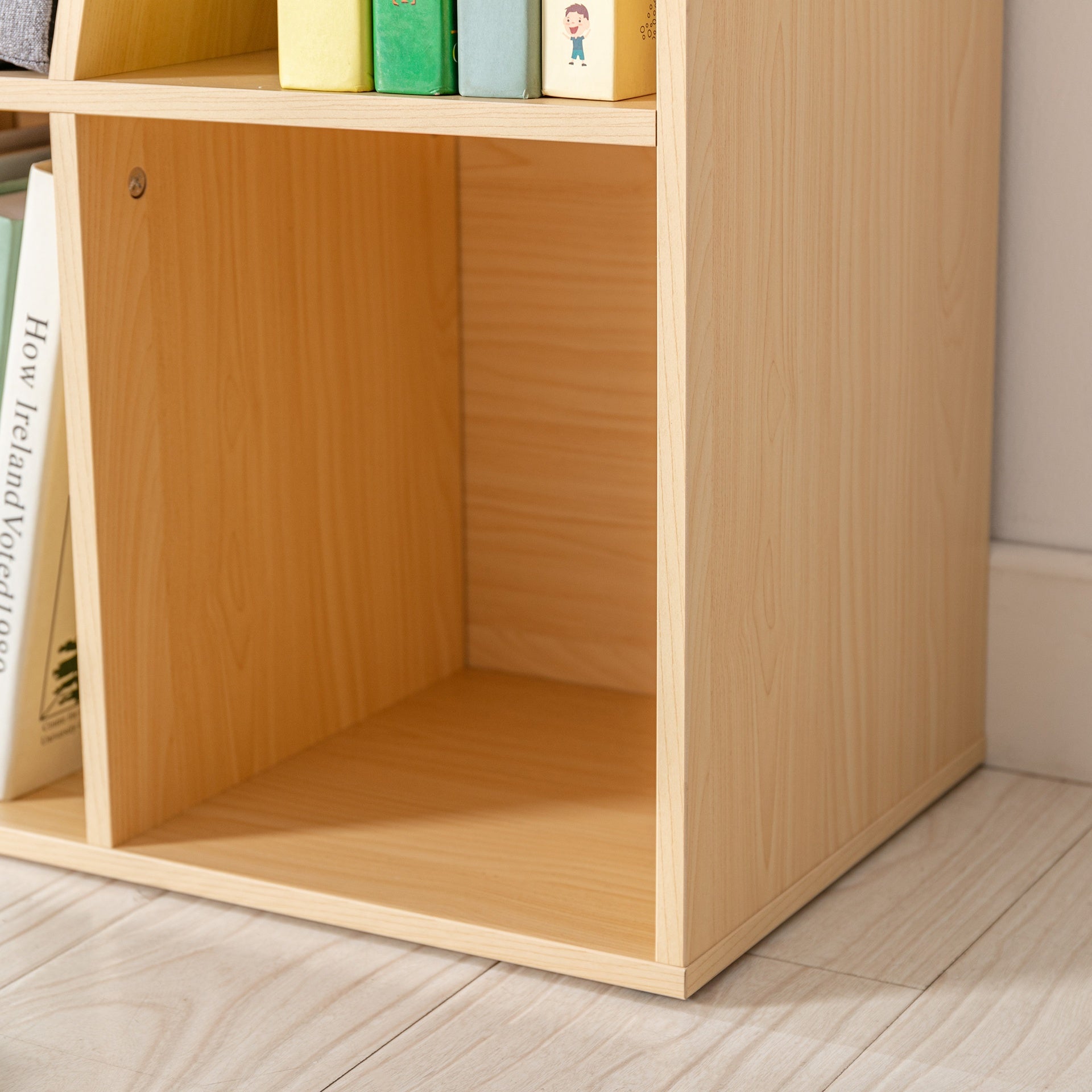 HOMCOM 6-Cubby Kids Bookcase with Reading Nook and Cushion, Multi-Purpose Storage Organizer for Bedroom, Living Room, Natural