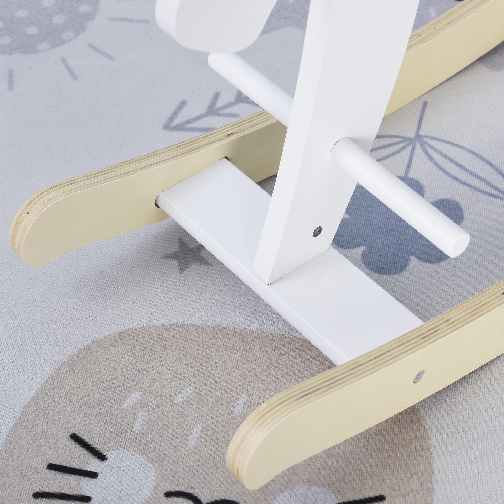 Qaba Wooden Rocking Horse Toddler Baby Ride-on Toys for Kids 1-3 Years with Classic Design & Solid Workmanship, White