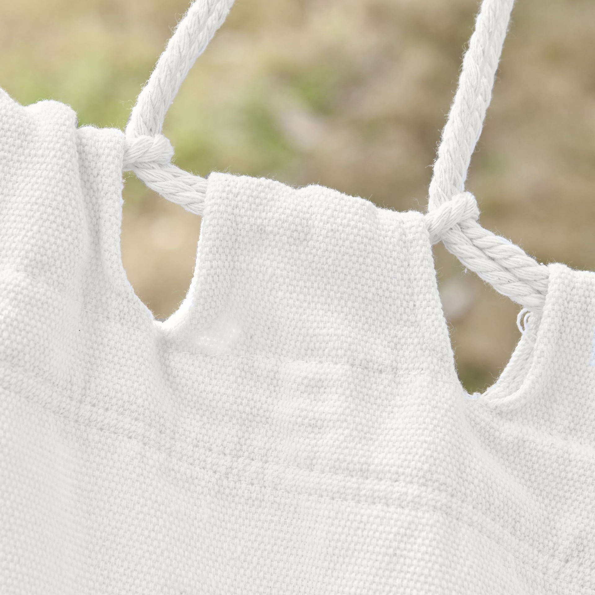 Outsunny Extra Large Boho Hammock with Macrame Tassel Fringe, Includes Carrying Bag, Indoor Outdoor Tree Hammock, White