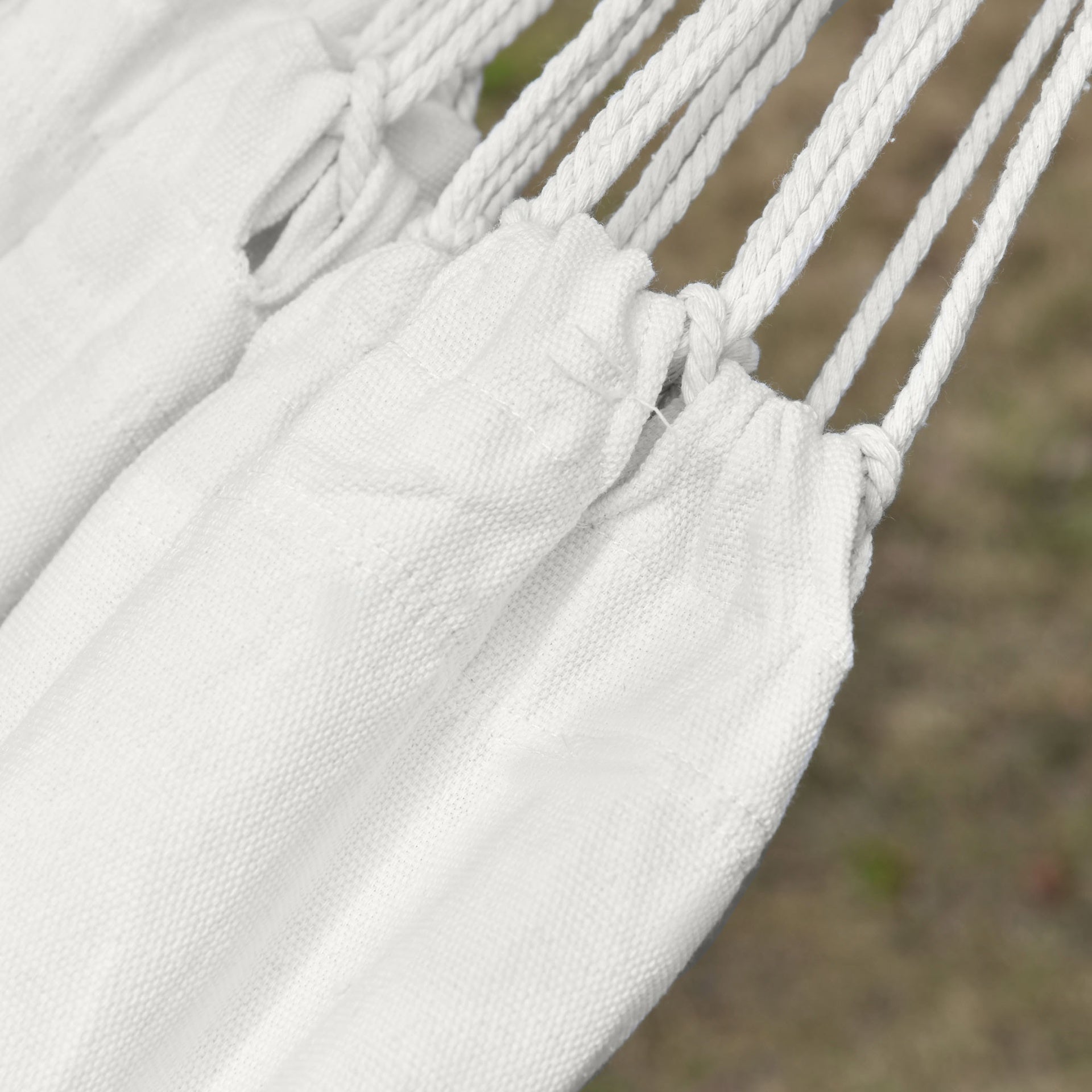 Outsunny Extra Large Boho Hammock with Macrame Tassel Fringe, Includes Carrying Bag, Indoor Outdoor Tree Hammock, White