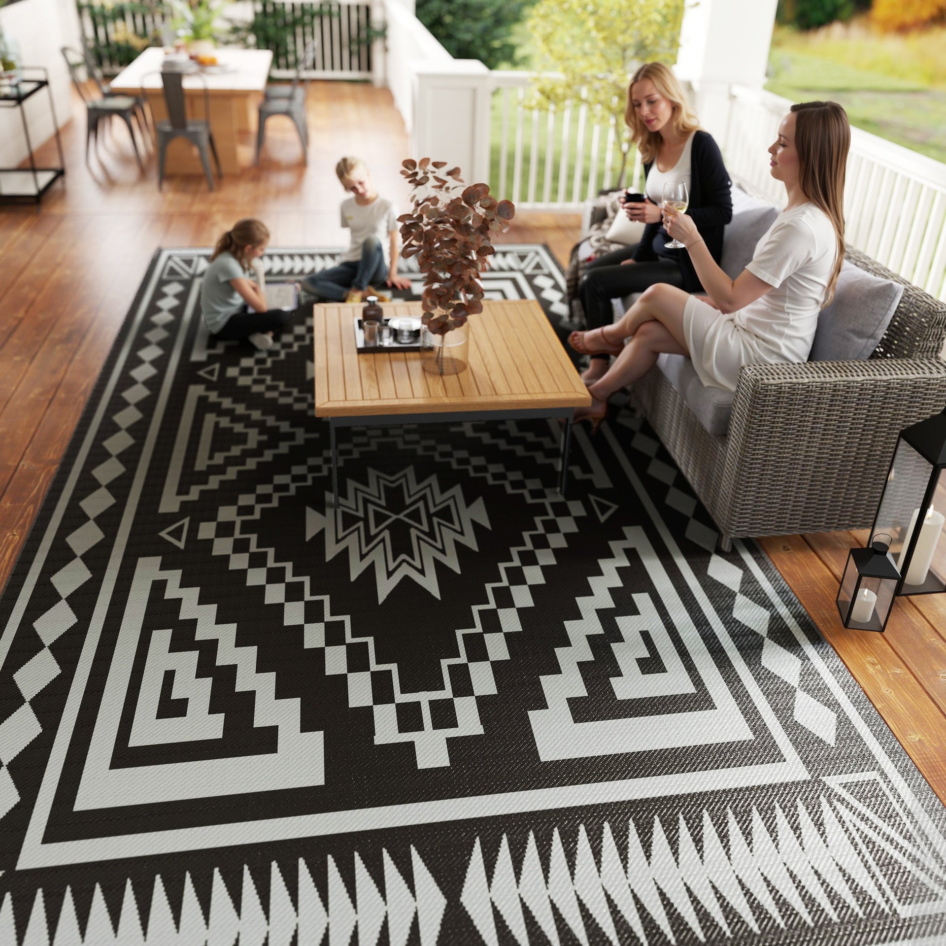 Outsunny Reversible Outdoor Rug, Waterproof Plastic Straw with Carry Bag, 9' x 18', Black & Gray Square Patchwork