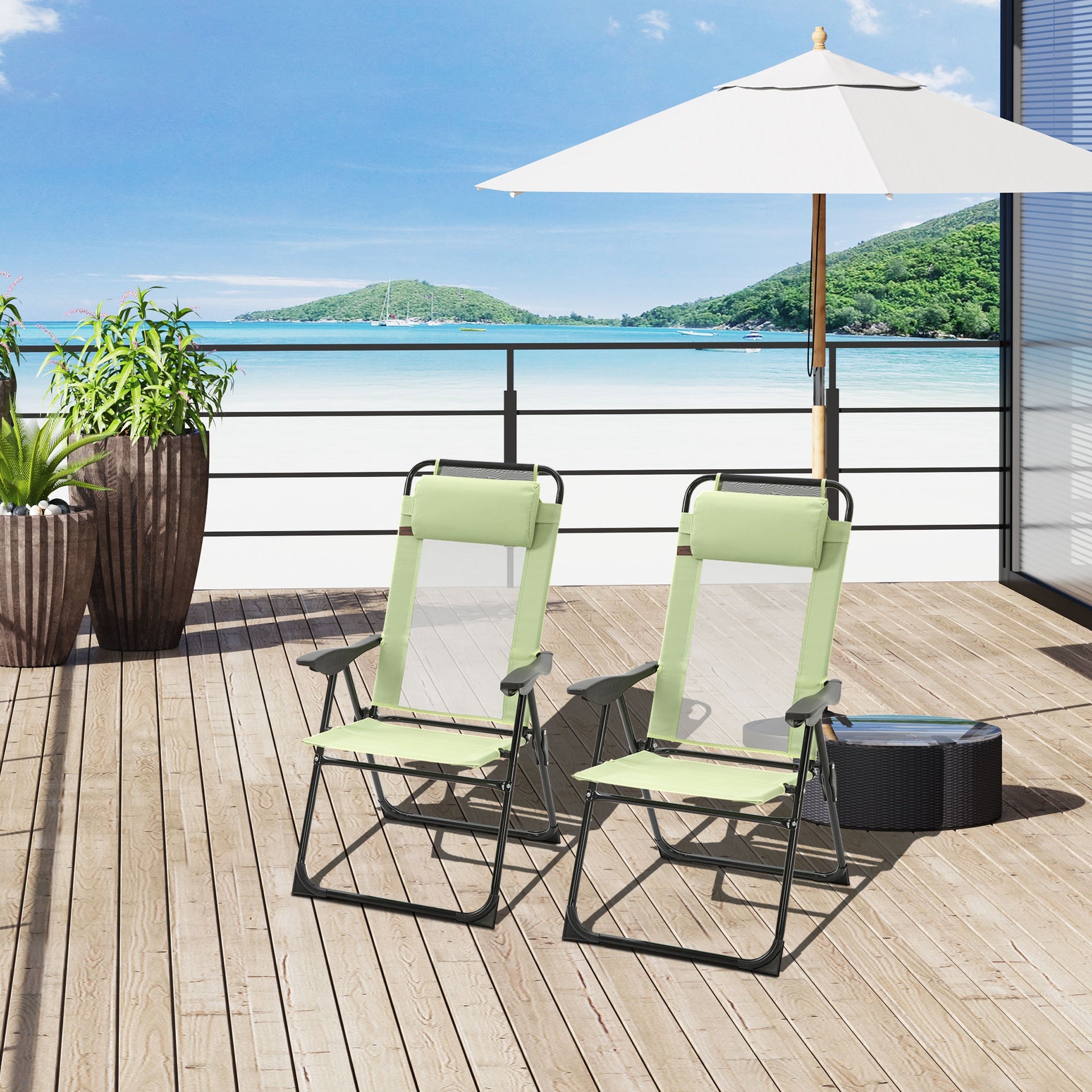 Outsunny Set of 2 Portable Folding Outdoor Recliners w/ Adjustable Backrest, Green