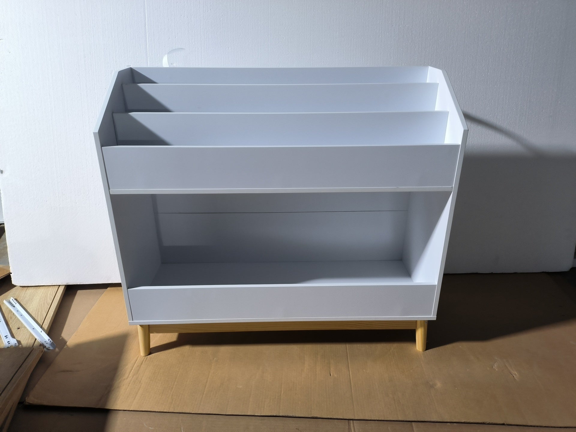 Toddler Book Display Shelf with Storage, Wooden Kids Bookcase Organizer for Bedroom or Playroom, White