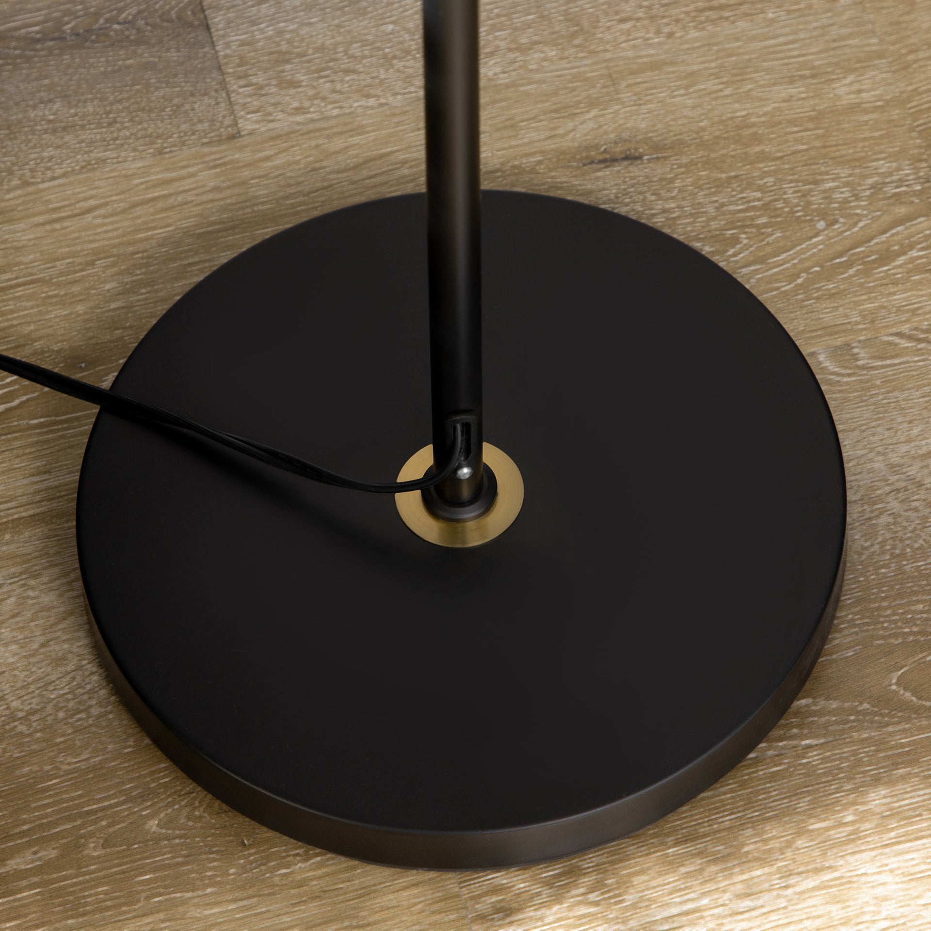 HOMCOM Adjustable Floor Lamps for Living Room, Standing Lamp for Bedroom with Balance Arm, Tall Black and Gold Lamp