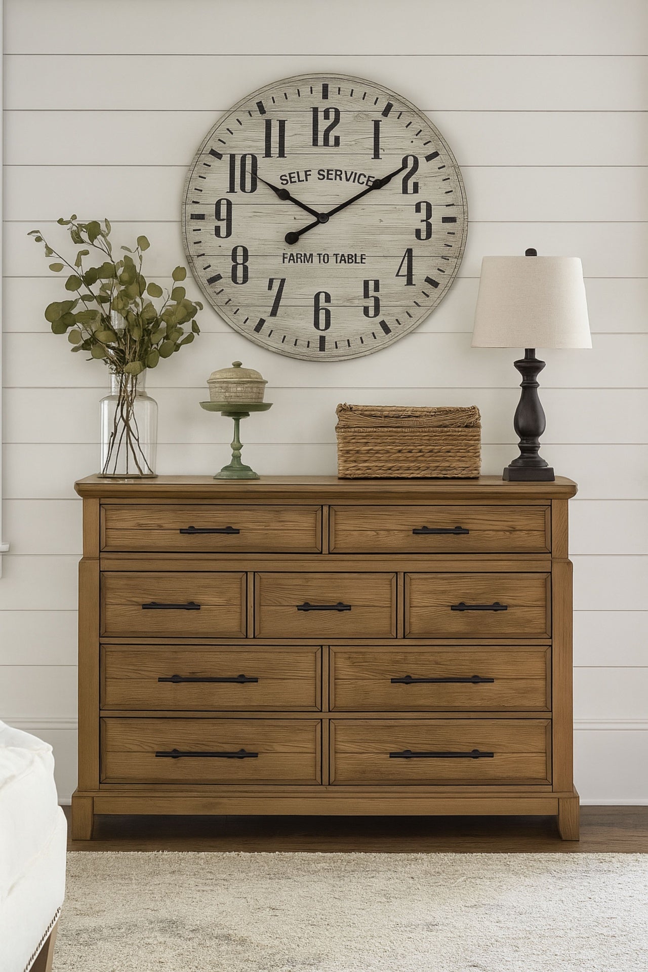 9-Drawer Dresser - Caramel finish