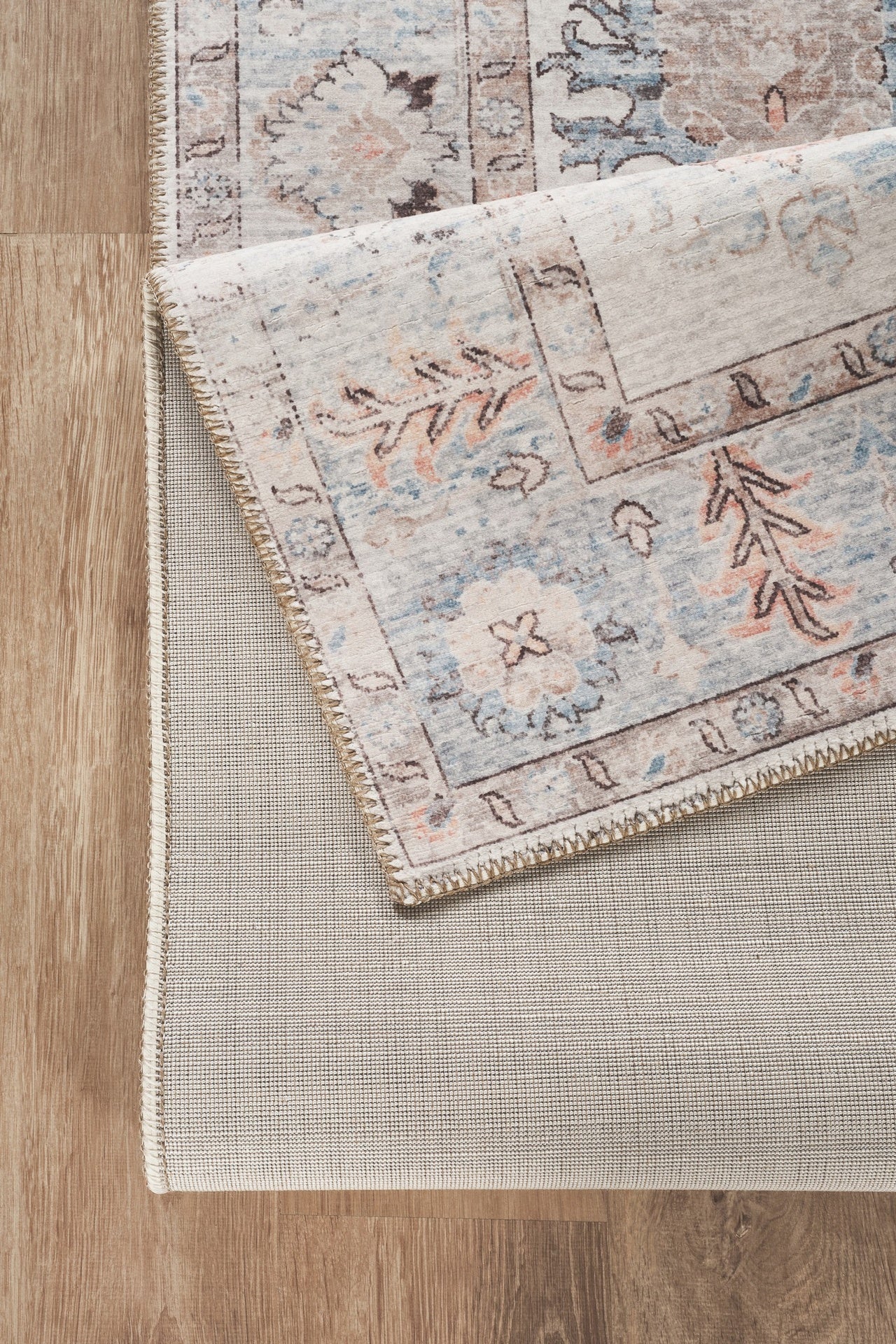 Oxford GC_NBL2014 Multi 2 ft. x 3 ft. Area Rug