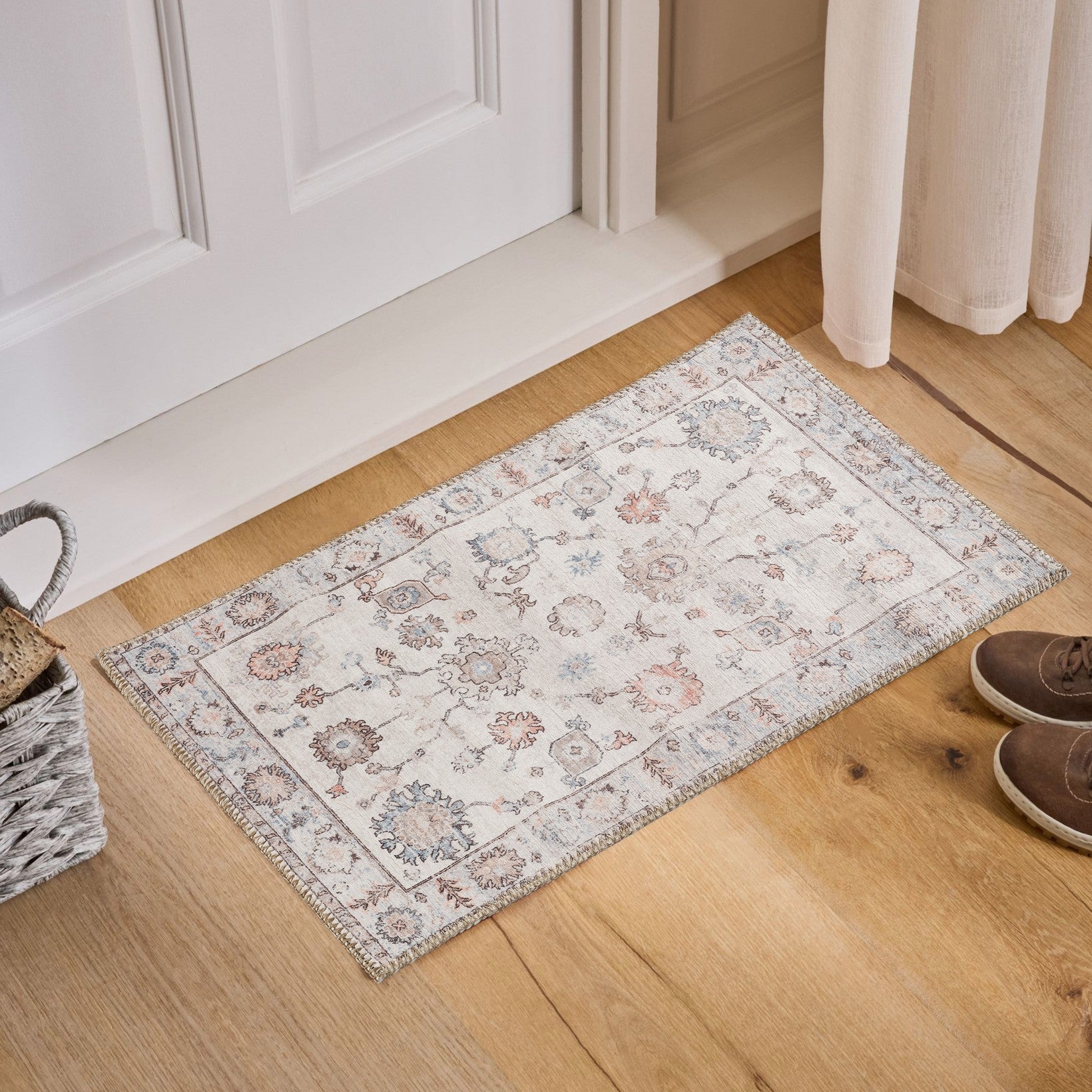 Oxford GC_NBL2014 Multi 2 ft. x 3 ft. Area Rug