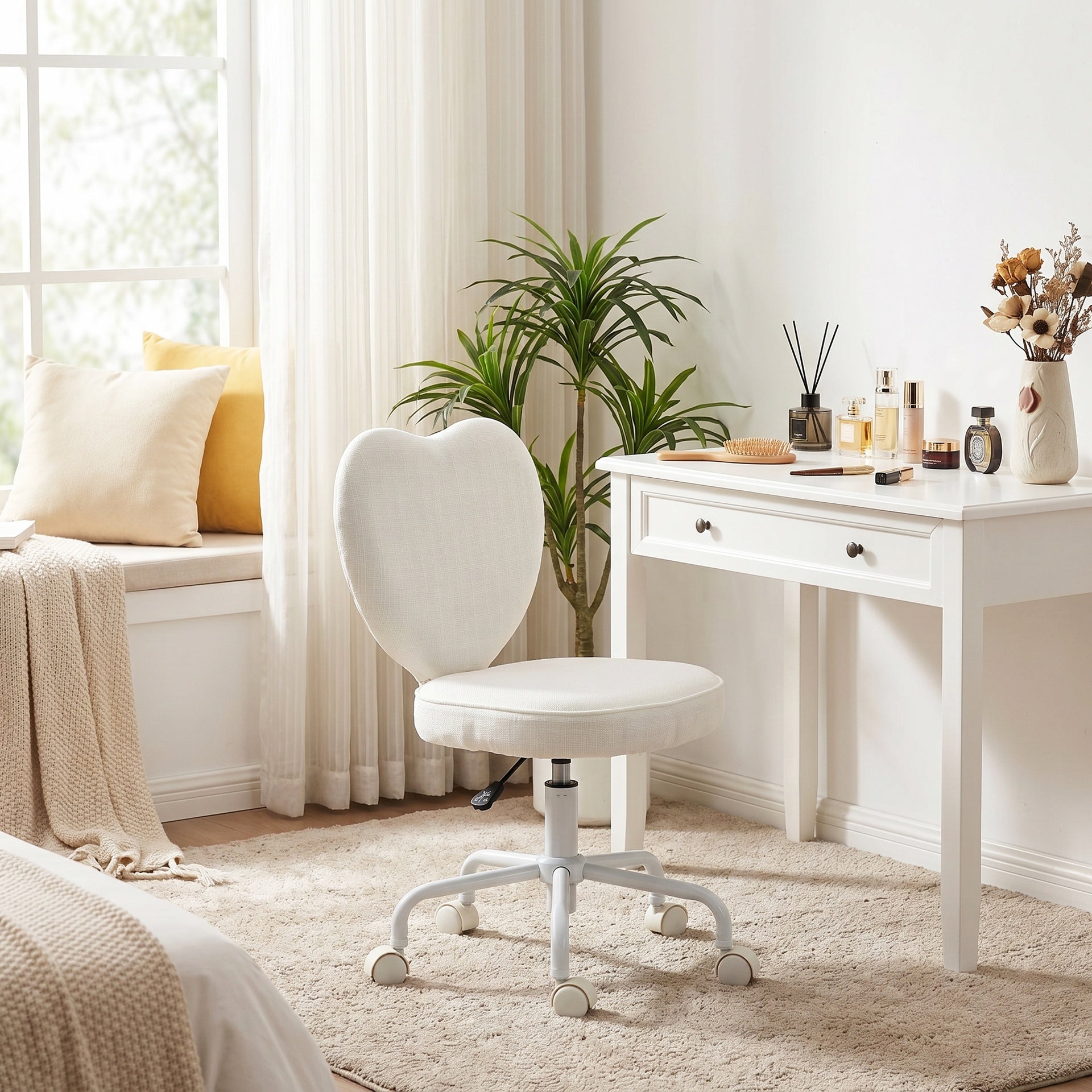 HOMCOM Heart Love Shaped Back Design Vanity Chair,  Office Chair with Adjustable Height and 360 Swivel Castor Wheels, White