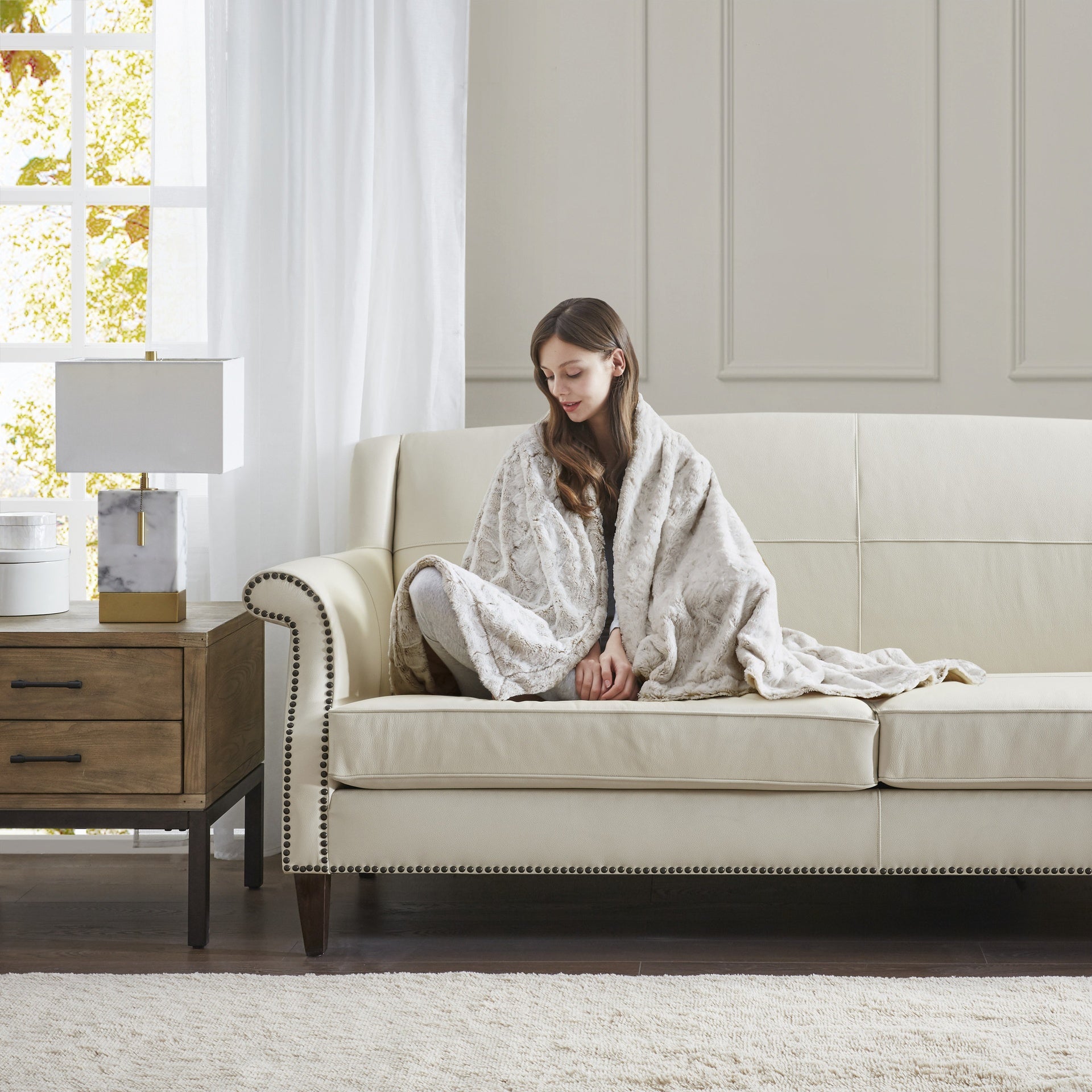 1PC 50x60" Faux Fur Throw