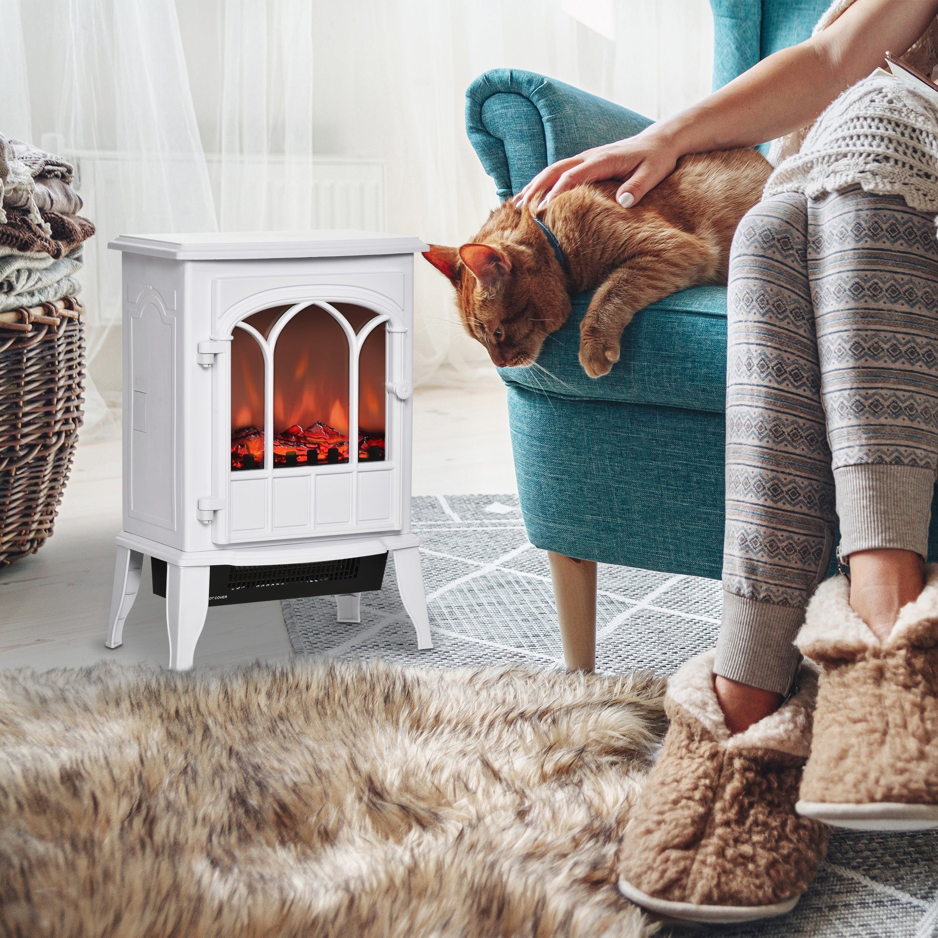 HOMCOM Modern Electric Fireplace, Free Standing Electric Fire with Realistic LED Flame, 750W/1500W, White
