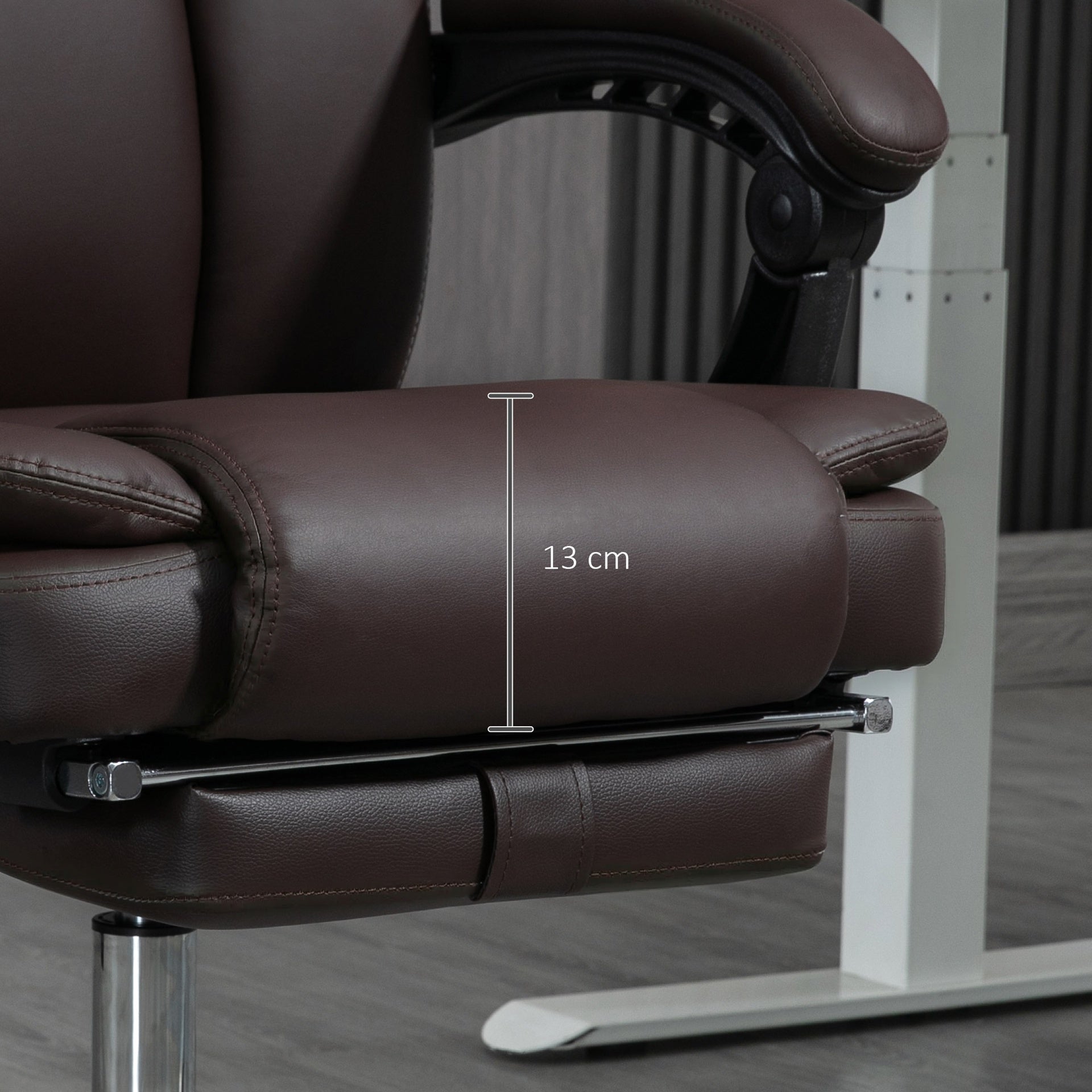 Vinsetto 6 Point Vibration Massage Office Chair, PU Leather Reclining Computer Chair with Adjustable Height, Brwon