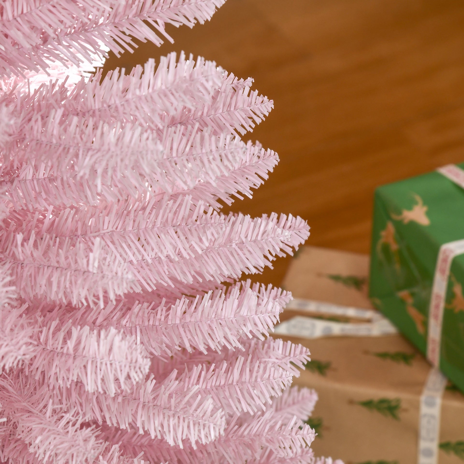 HOMCOM 5' Artificial Pencil Christmas Tree, Slim Xmas Tree with 294 Realistic Branch Tips and Plastic Stand, Pink