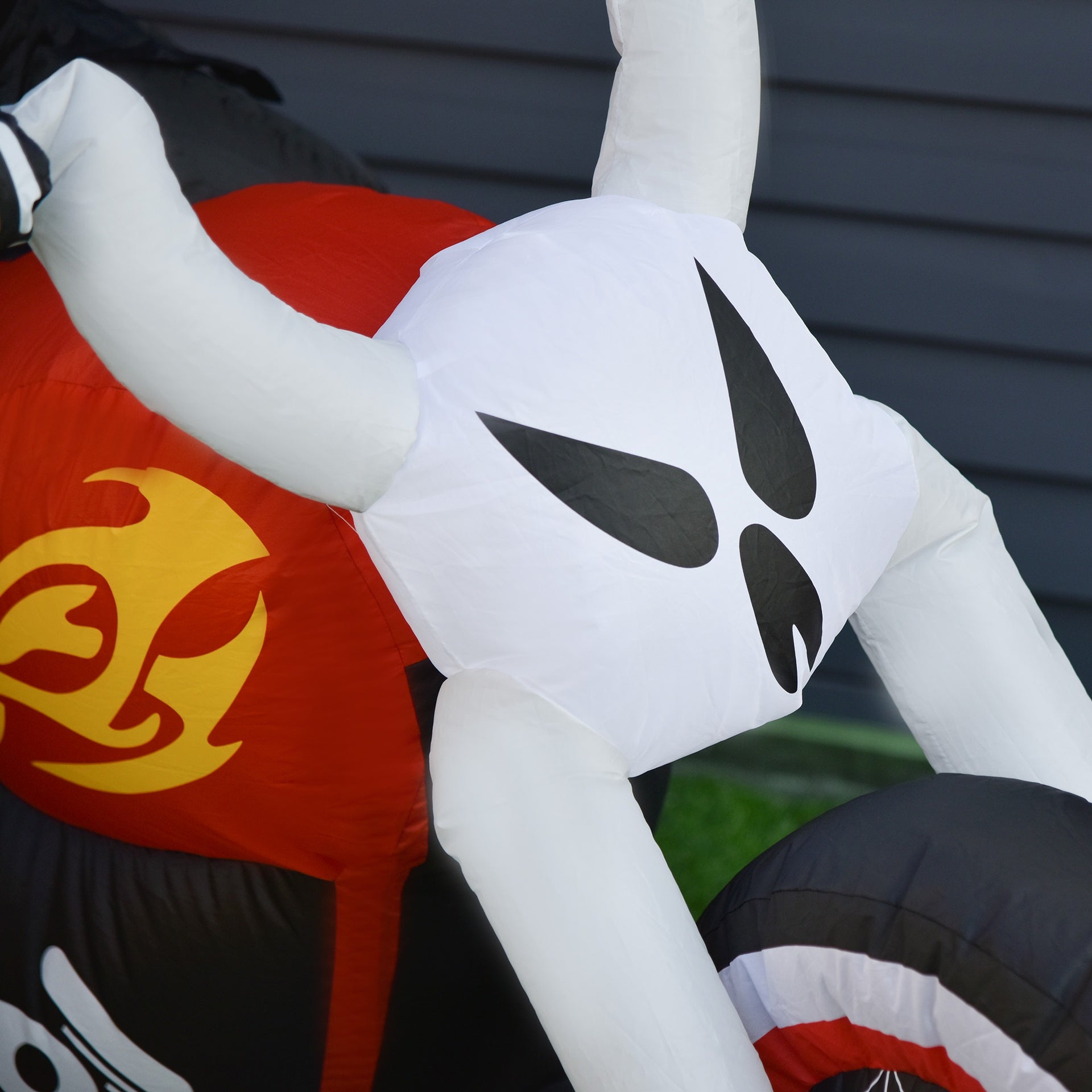 HOMCOM 6' W Halloween Inflatables Outdoor Decorations Grim Ghost Biker, Blow Up LED Yard Decor for Garden, Lawn, Party, Holiday, Waterproof