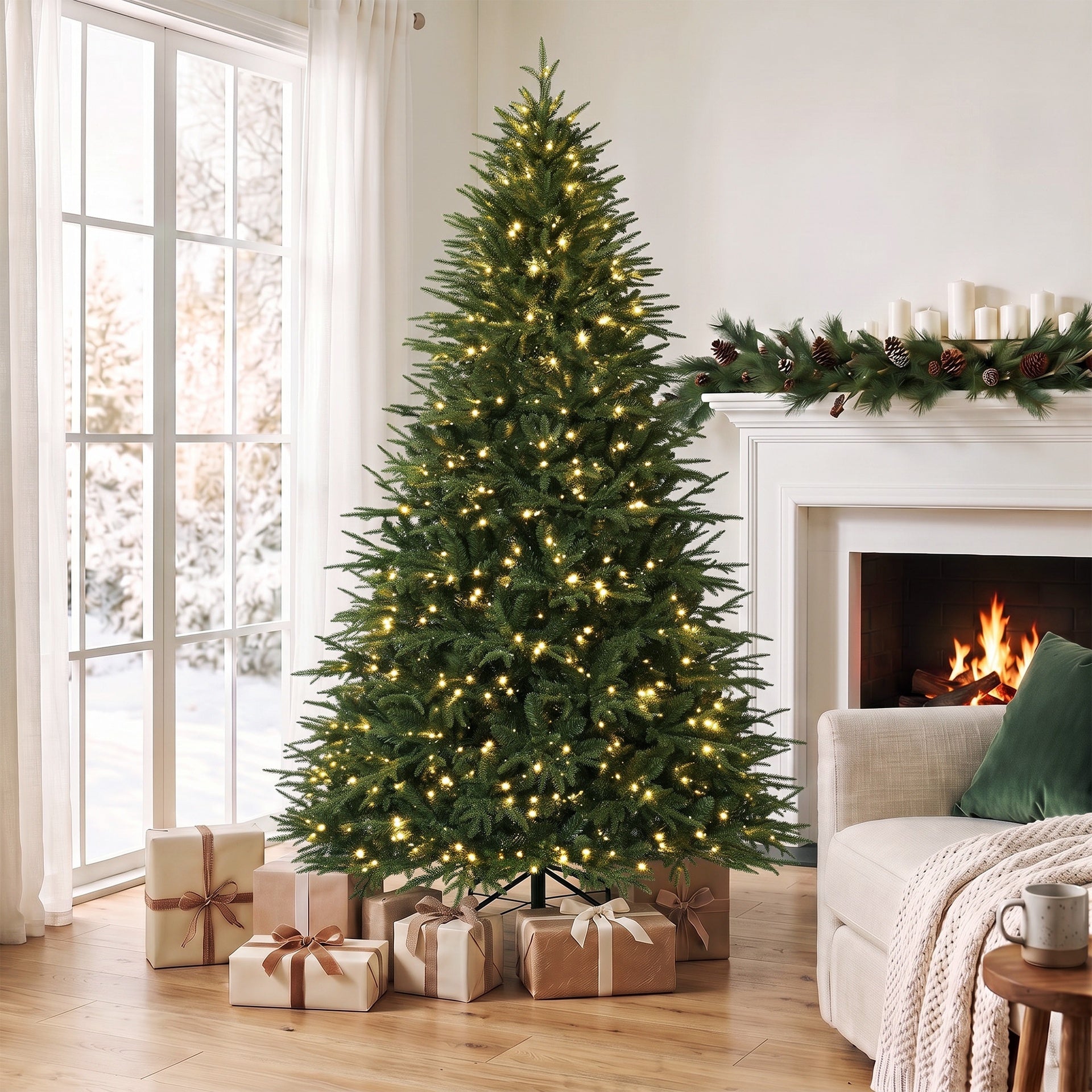 HOMCOM 7.5ft Pre-lit Classic Artificial Christmas Tree with 3,719 Branch Tips 1000 Warm White LED Lights, Green
