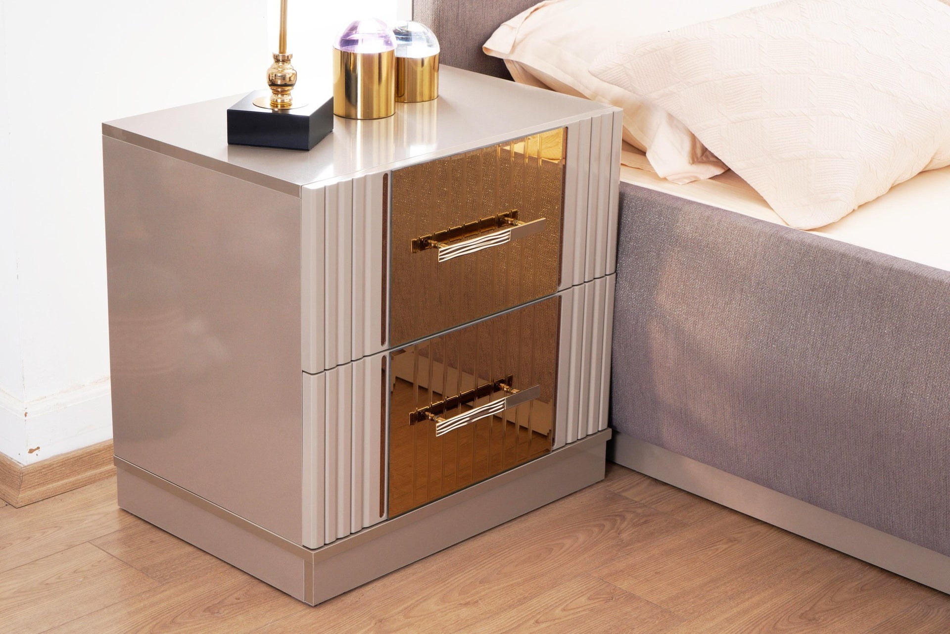 Lorenzo Gold Detailed 2-Drawer Nightstand made with Wood in Gray same as G150109238 (NJ Warehouse inventory)