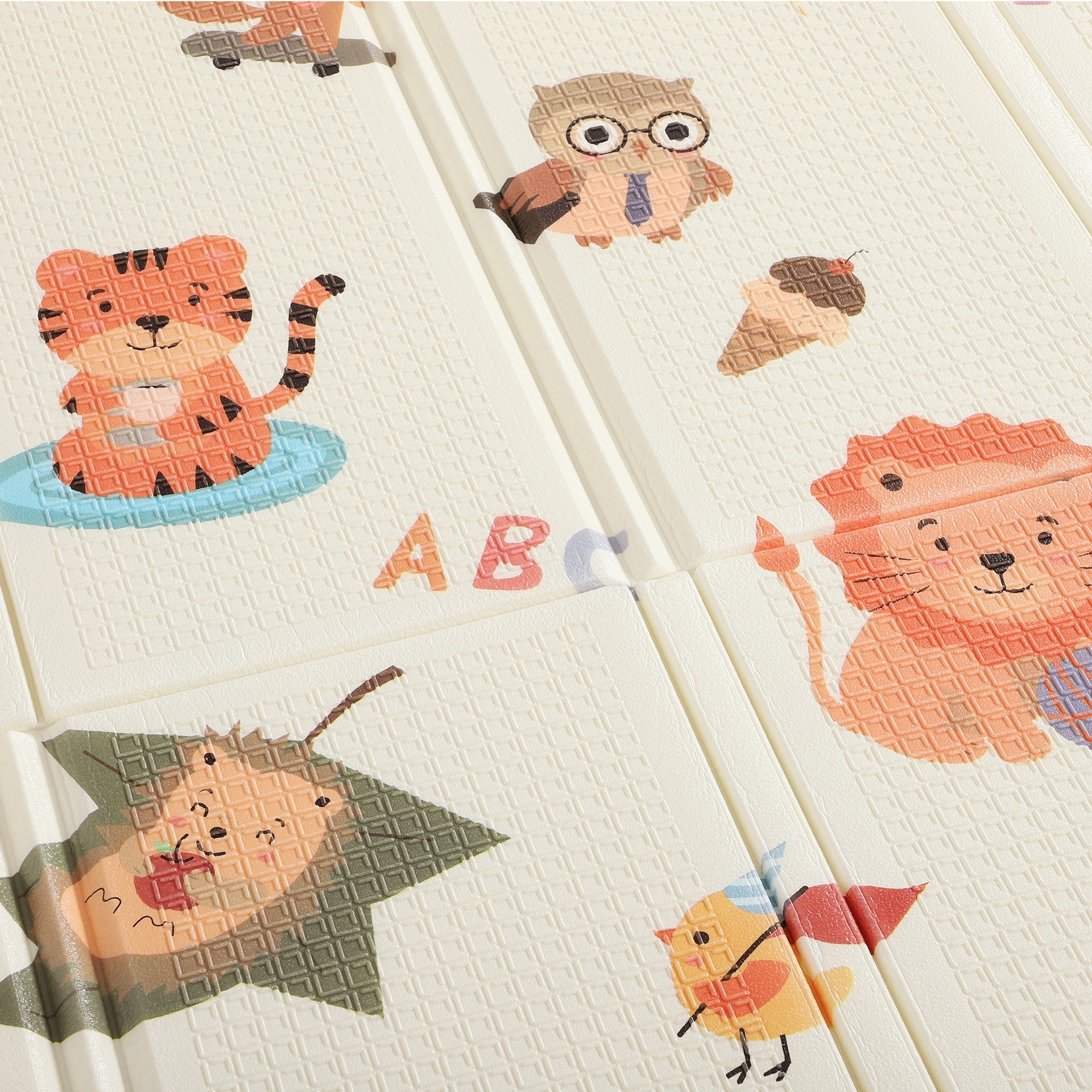 Qaba Foldable & Reversible Baby Play Mat, 79" x 71"Thick Play Mat for Floor, Waterproof Non-Slip, Giraffe & Woodland Animals