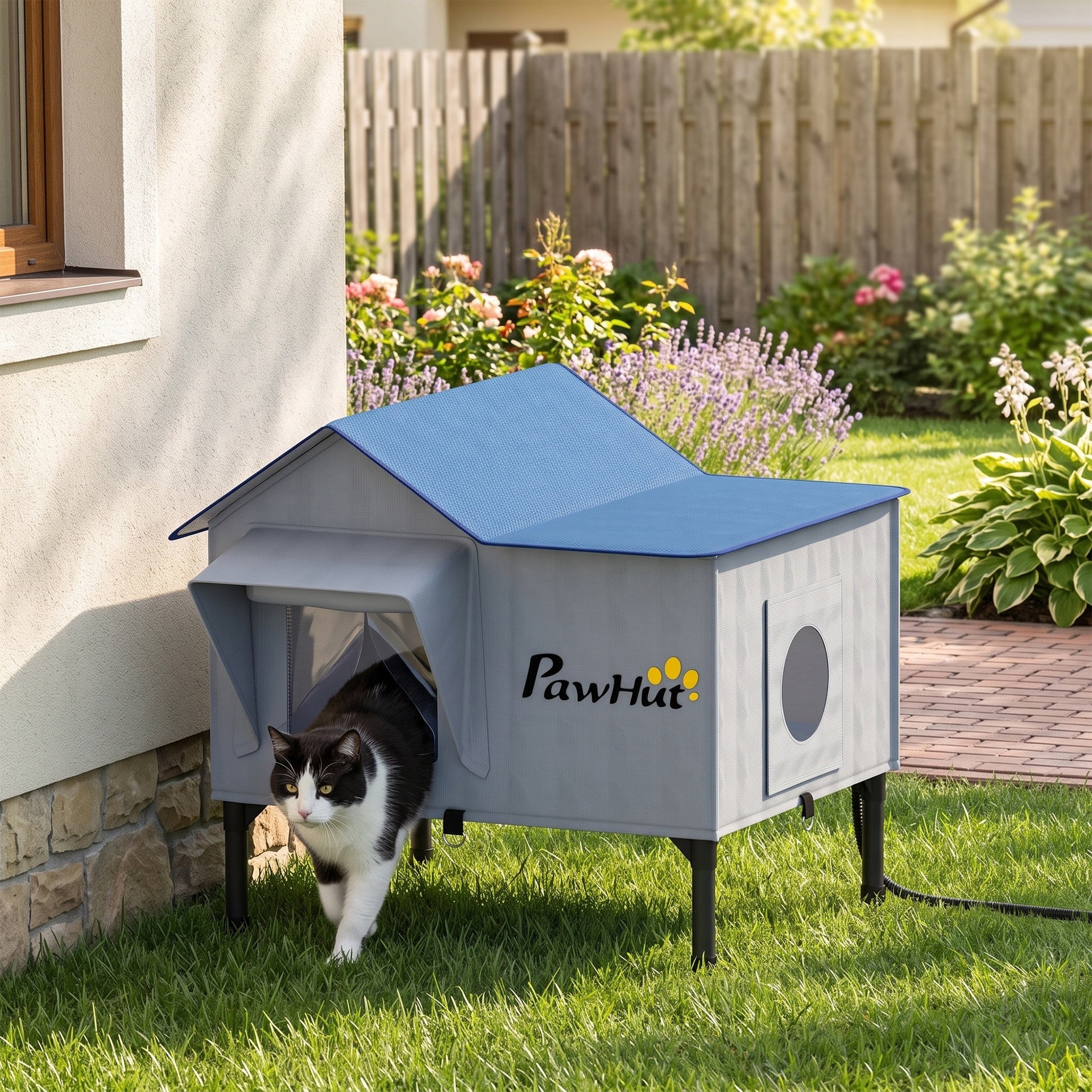 PawHut Heated Cat House Weatherproof with Heating Pad, Elevated Base, Safe Escape Door, for Stray, Barn Cats