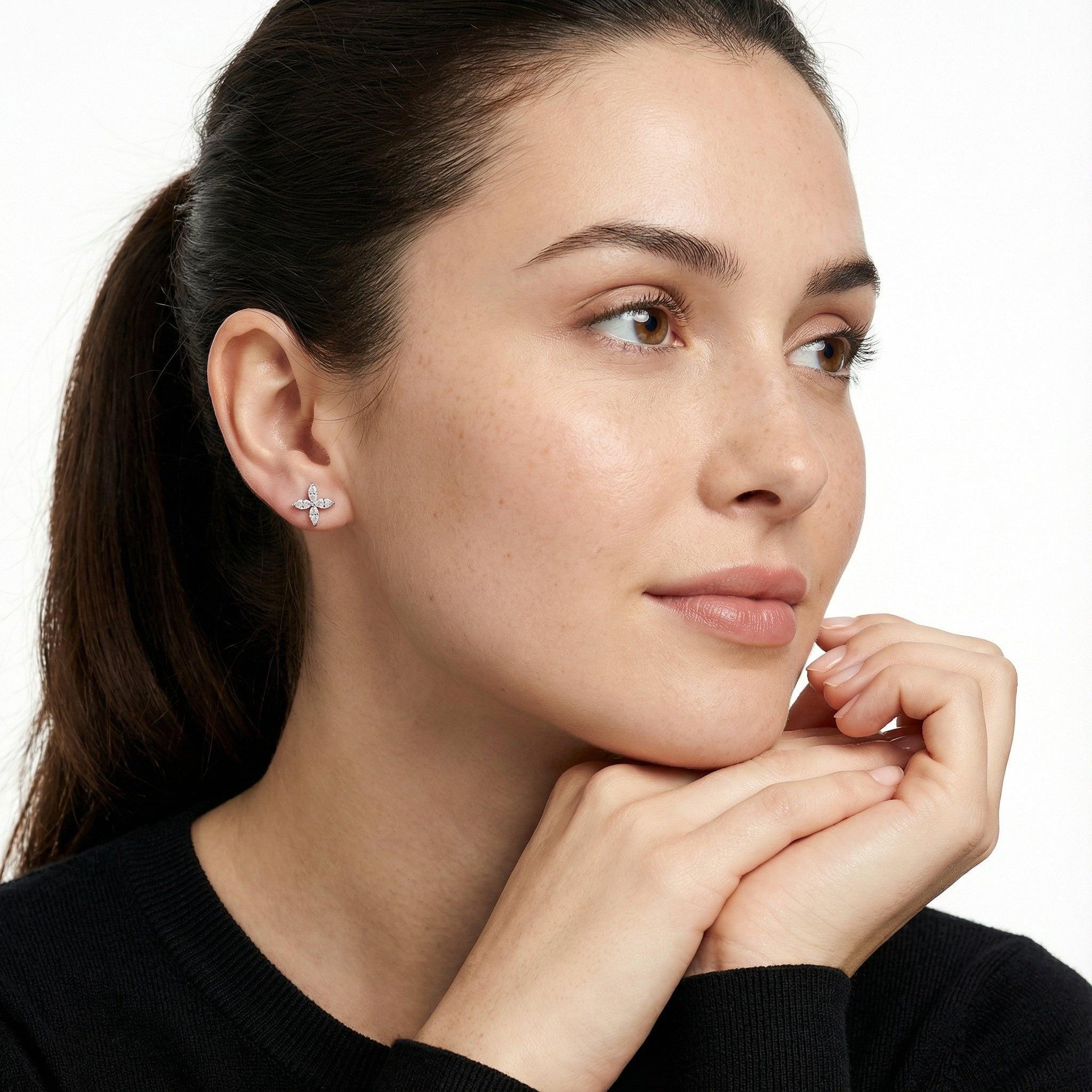Star Blossom Pt950 Platinum Lab-Grown Diamond Stud Earrings