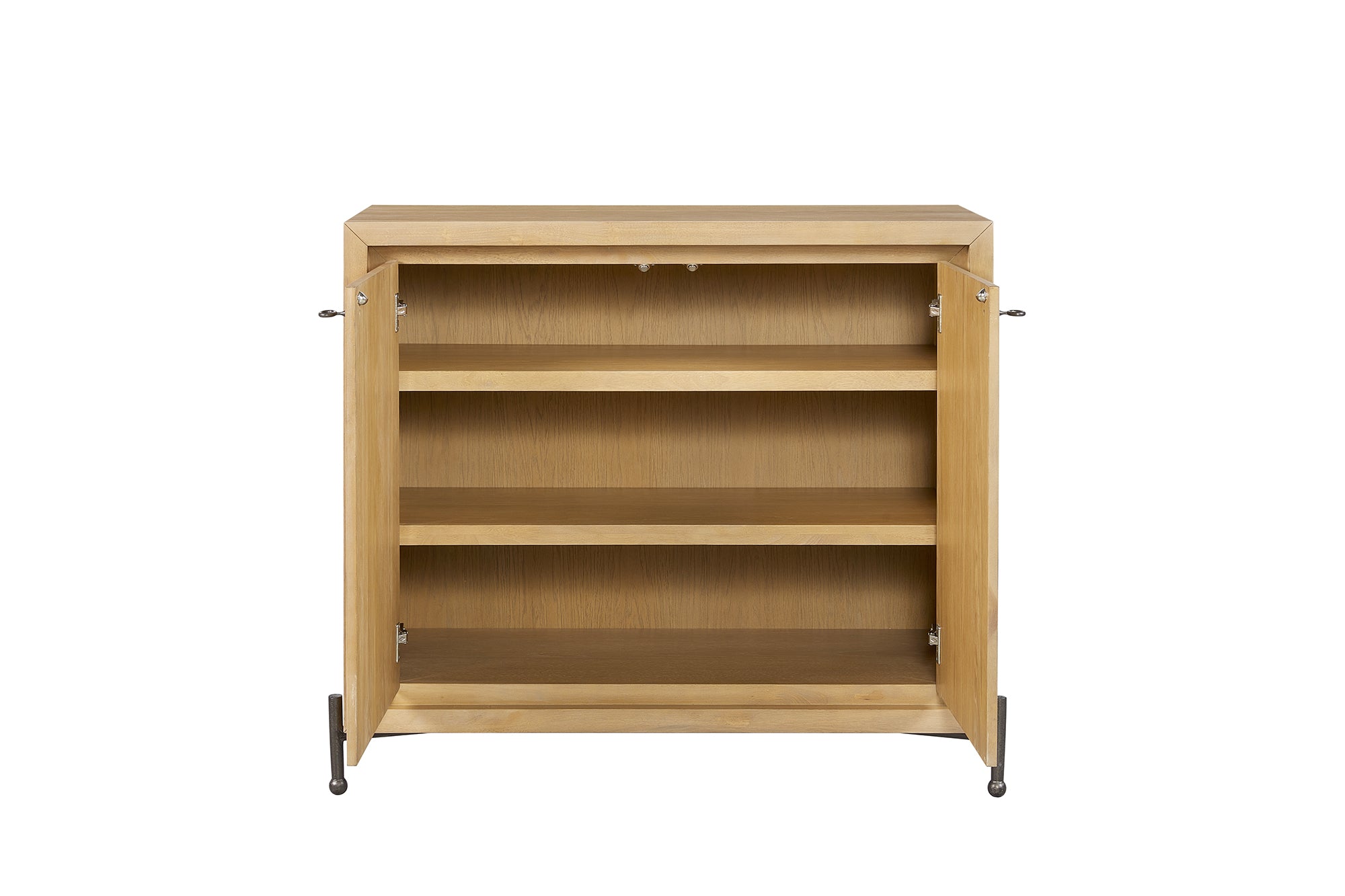 Hickory Accent Door Chest - Cashew