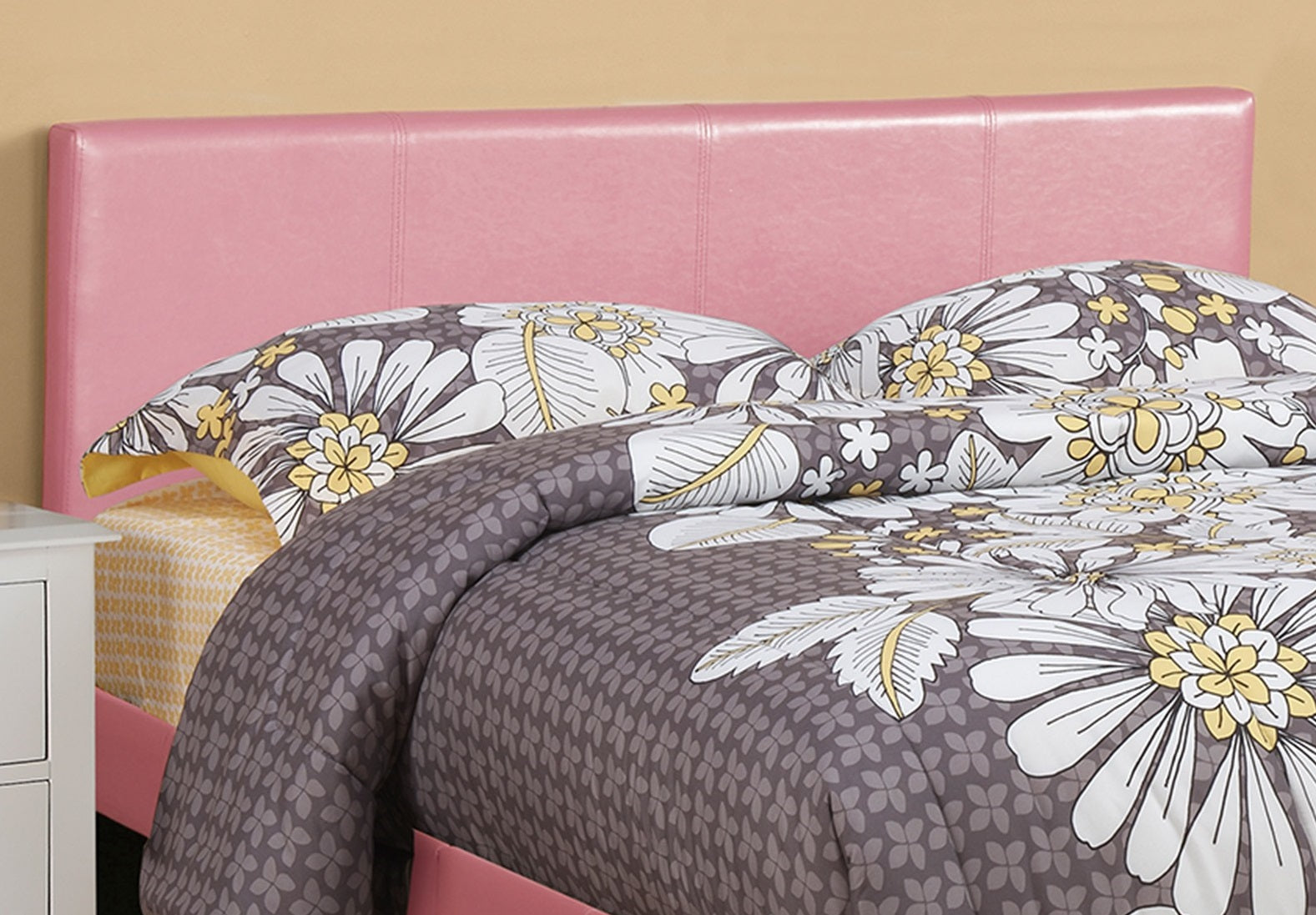 Simple Modern Pink Faux Leather Upholstered Full Size Bed Bedroom Wooden Slats 1pc Platform Bedframe