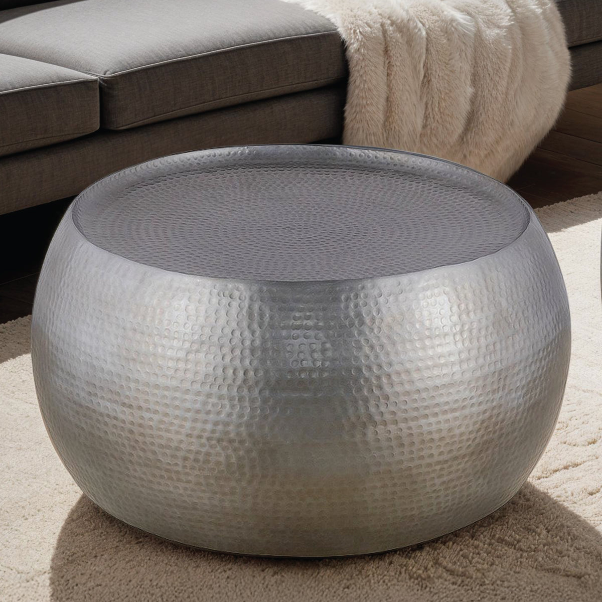 CT501 Modern Contemporary Round Aluminum material 32" Coffee Table, Farmhouse Table with Glossy Hand Hammered Design Antique Silver      same asG150108433  (NJ inventory)