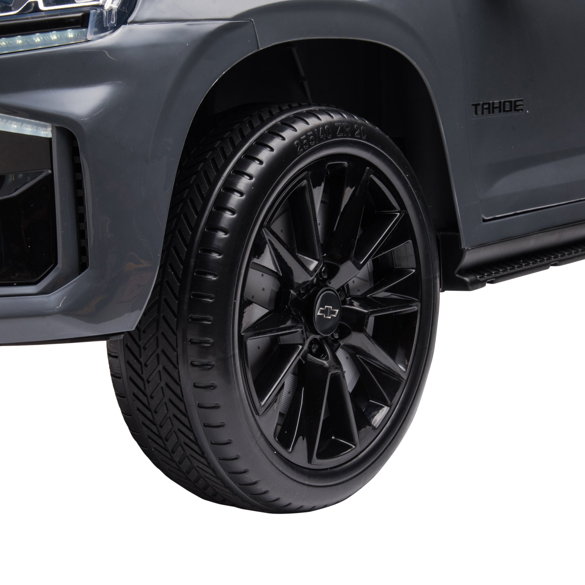 Aosom Licensed Chevrolet Tahoe Ride On Car, 12V 7AH Battery Power Ride On Toy with Parent Remote Control, LED Lights, Music, 4 Wheeler Suspension, 3 Speeds, Kids Electric Vehicle for Aged 3+, Gray