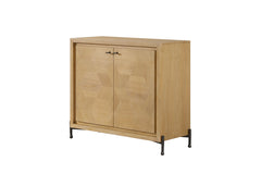 Hickory Accent Door Chest - Cashew